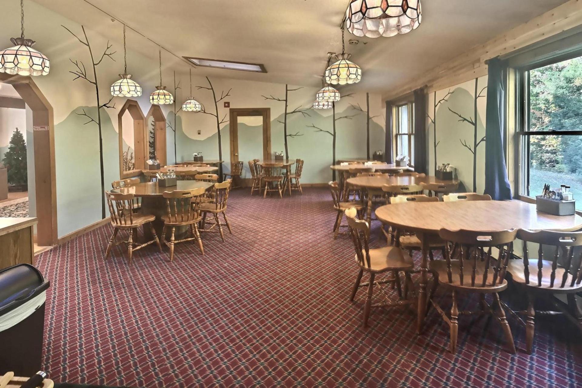 Mountain Sports Inn photo 8
