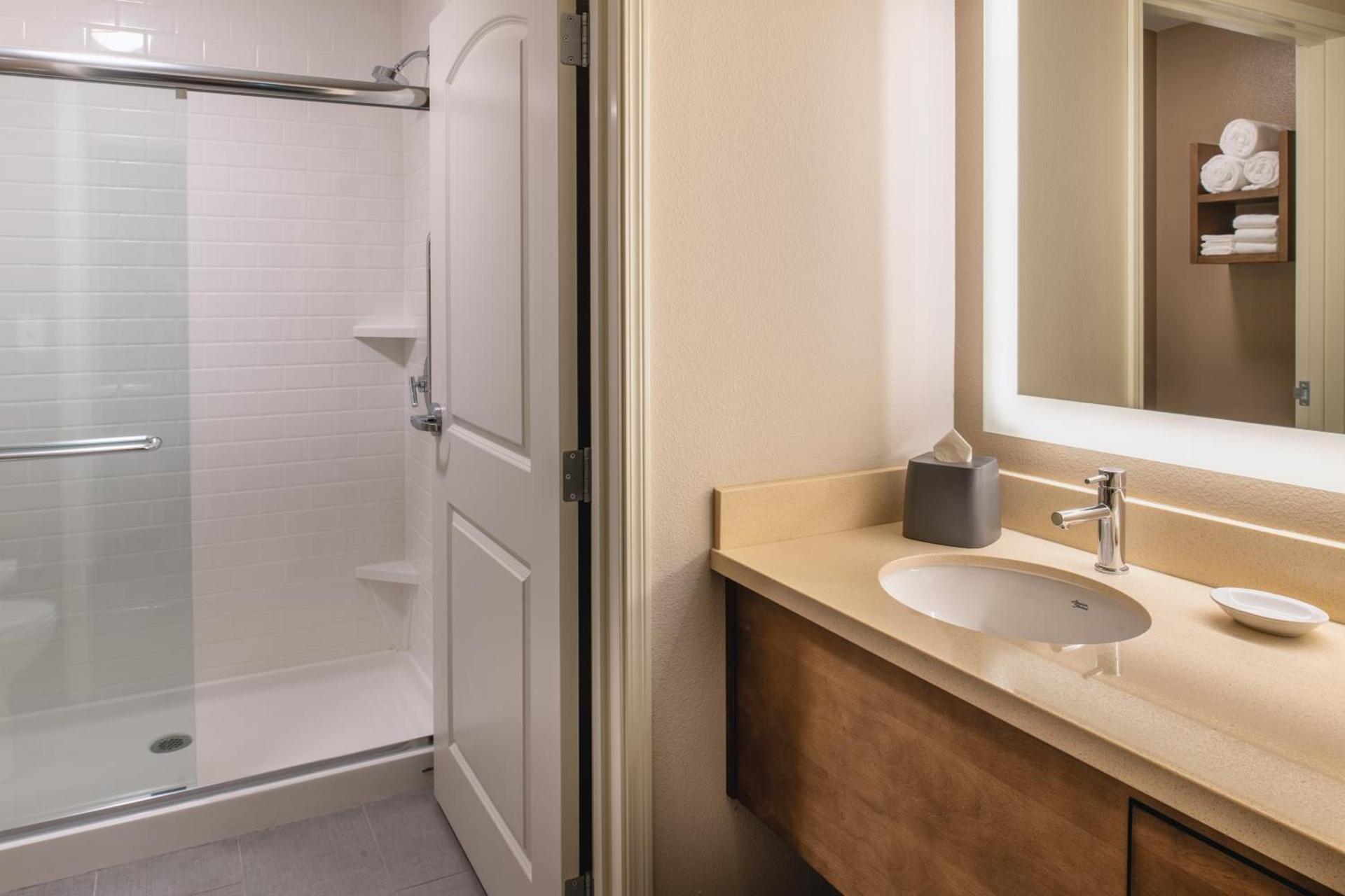 Staybridge Suites - Hillsboro North by IHG photo 4