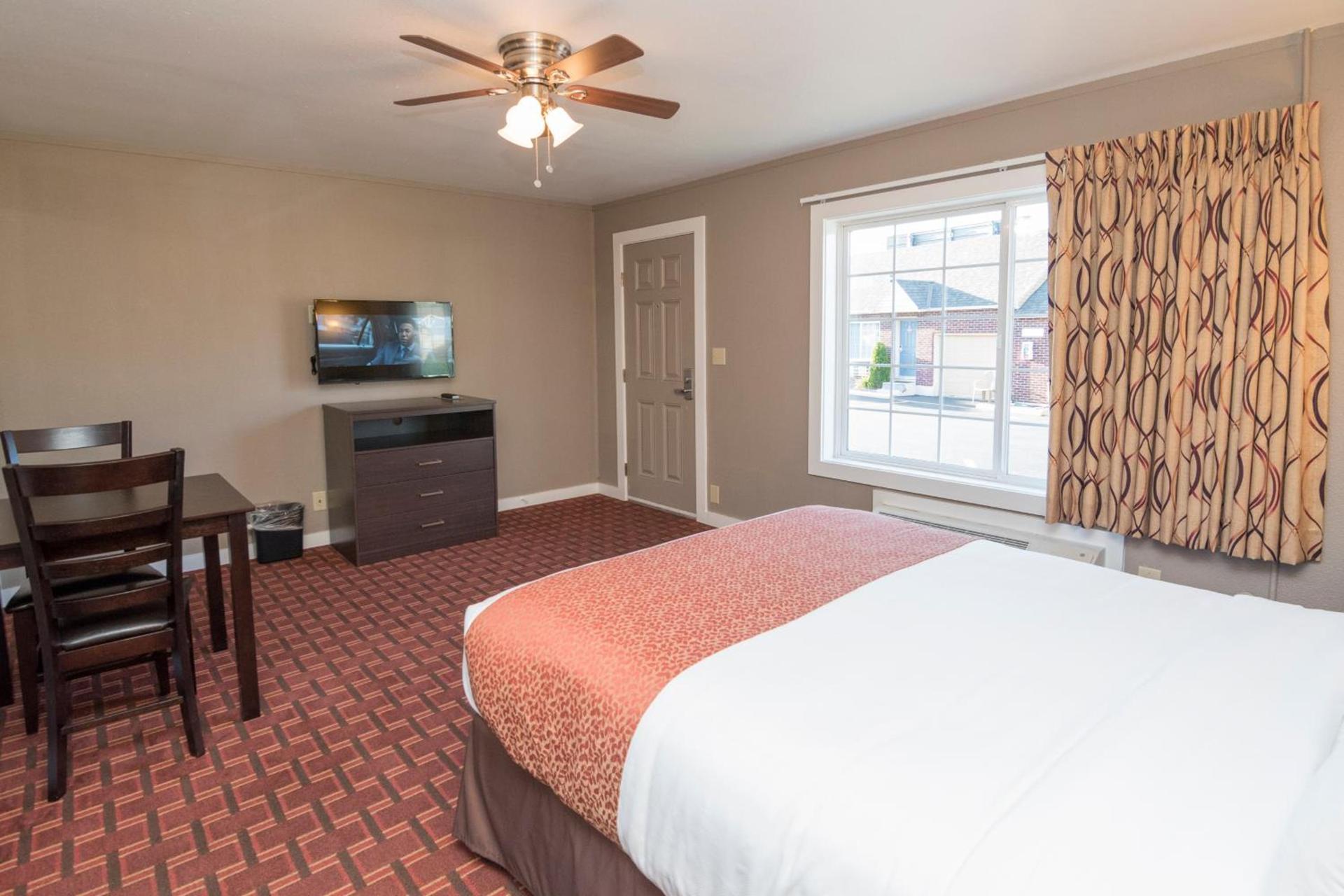Capitol Hill Motel photo 85