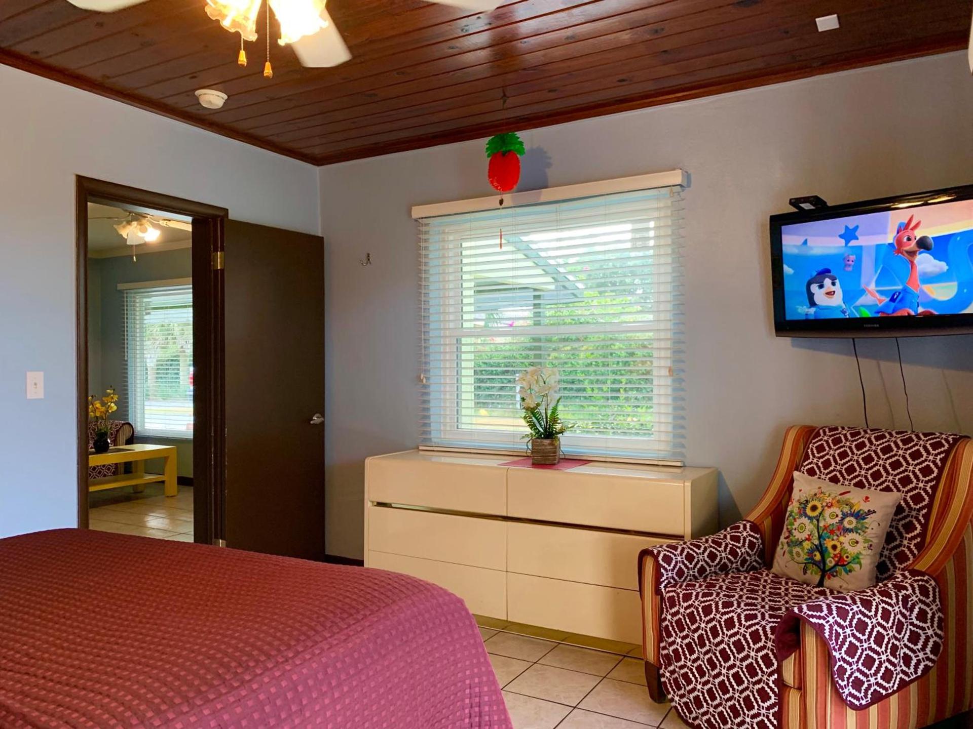 Lakeside Inn and Cafe photo 5