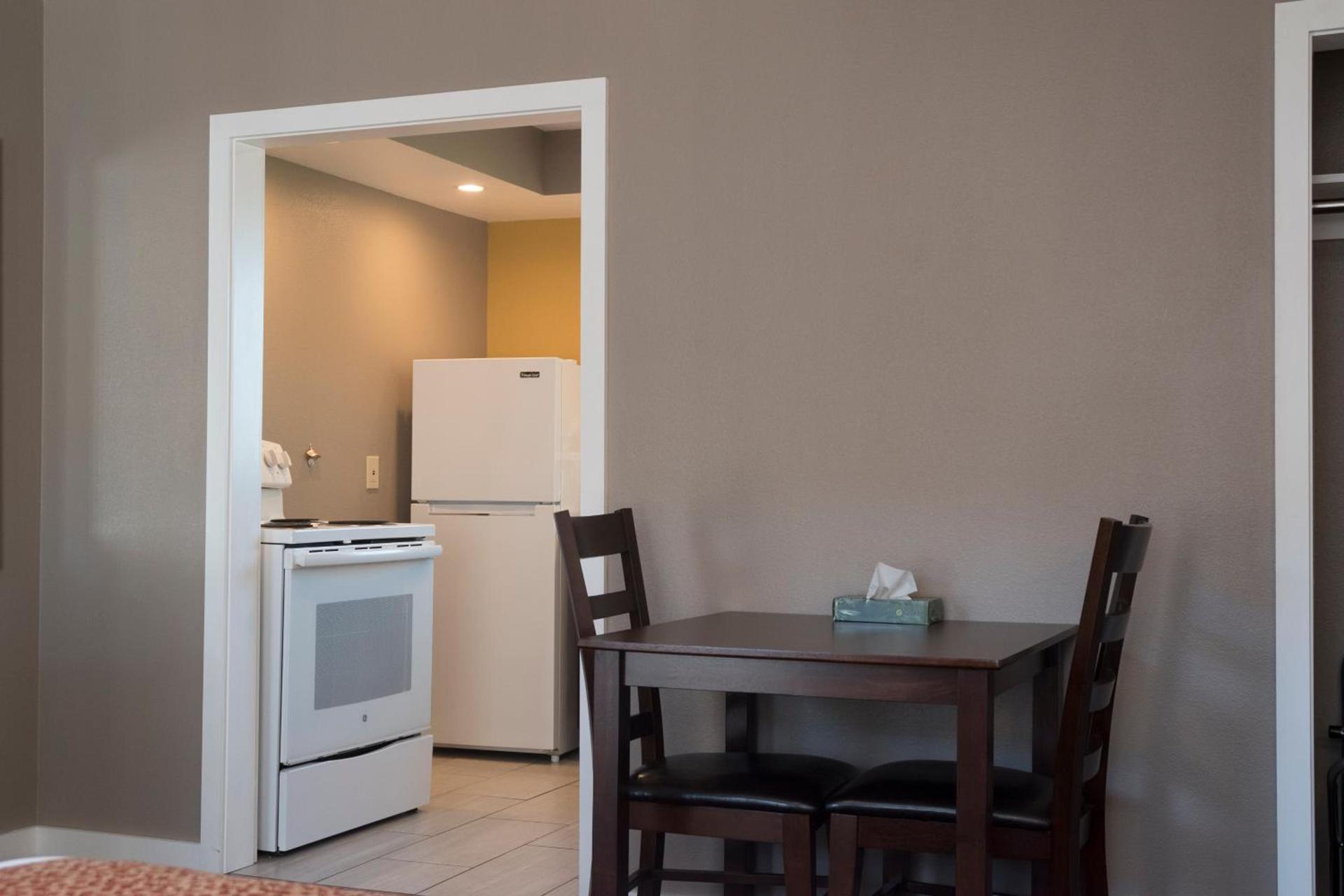 Capitol Hill Motel photo 51
