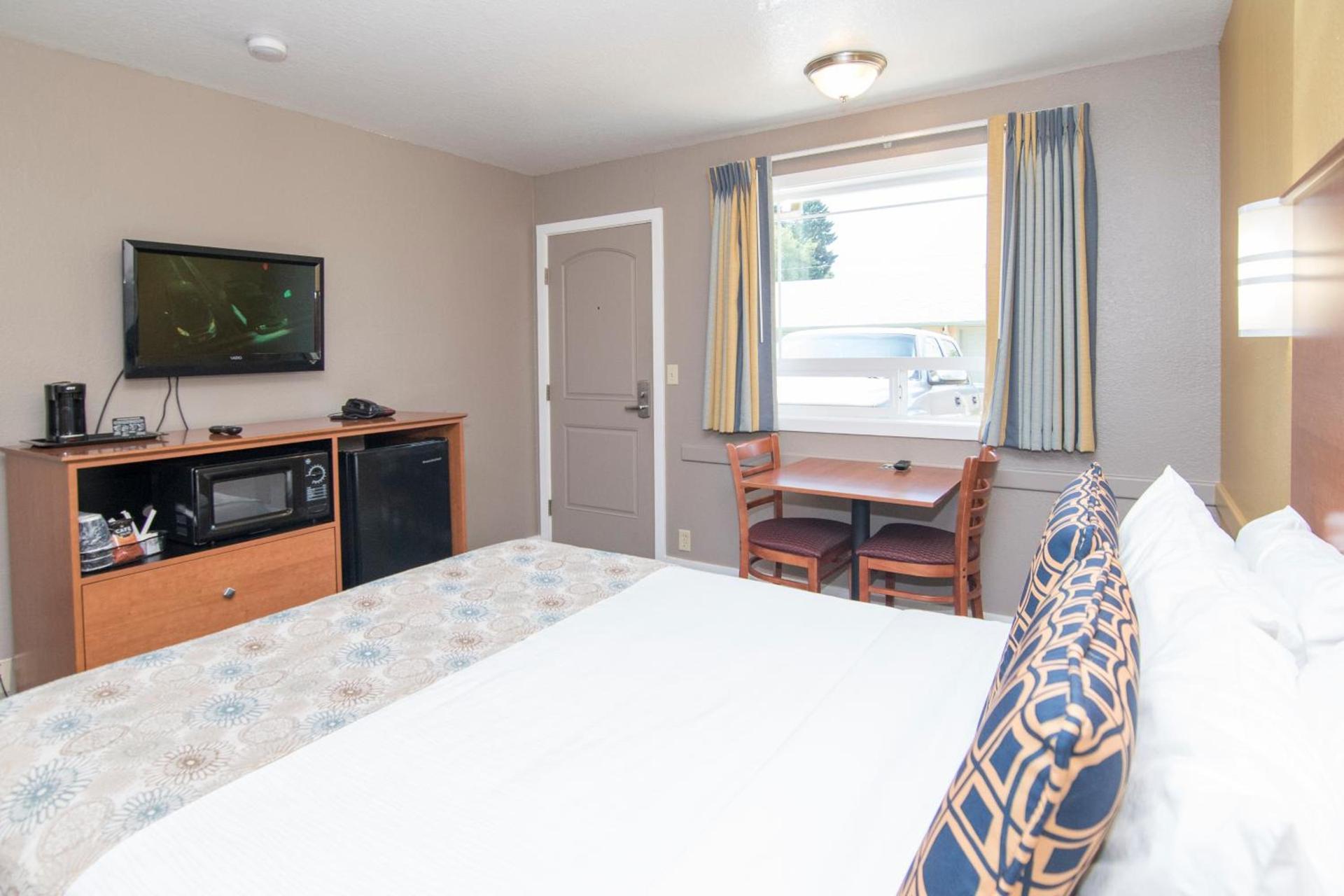 Nordic Inn and Suites photo 38