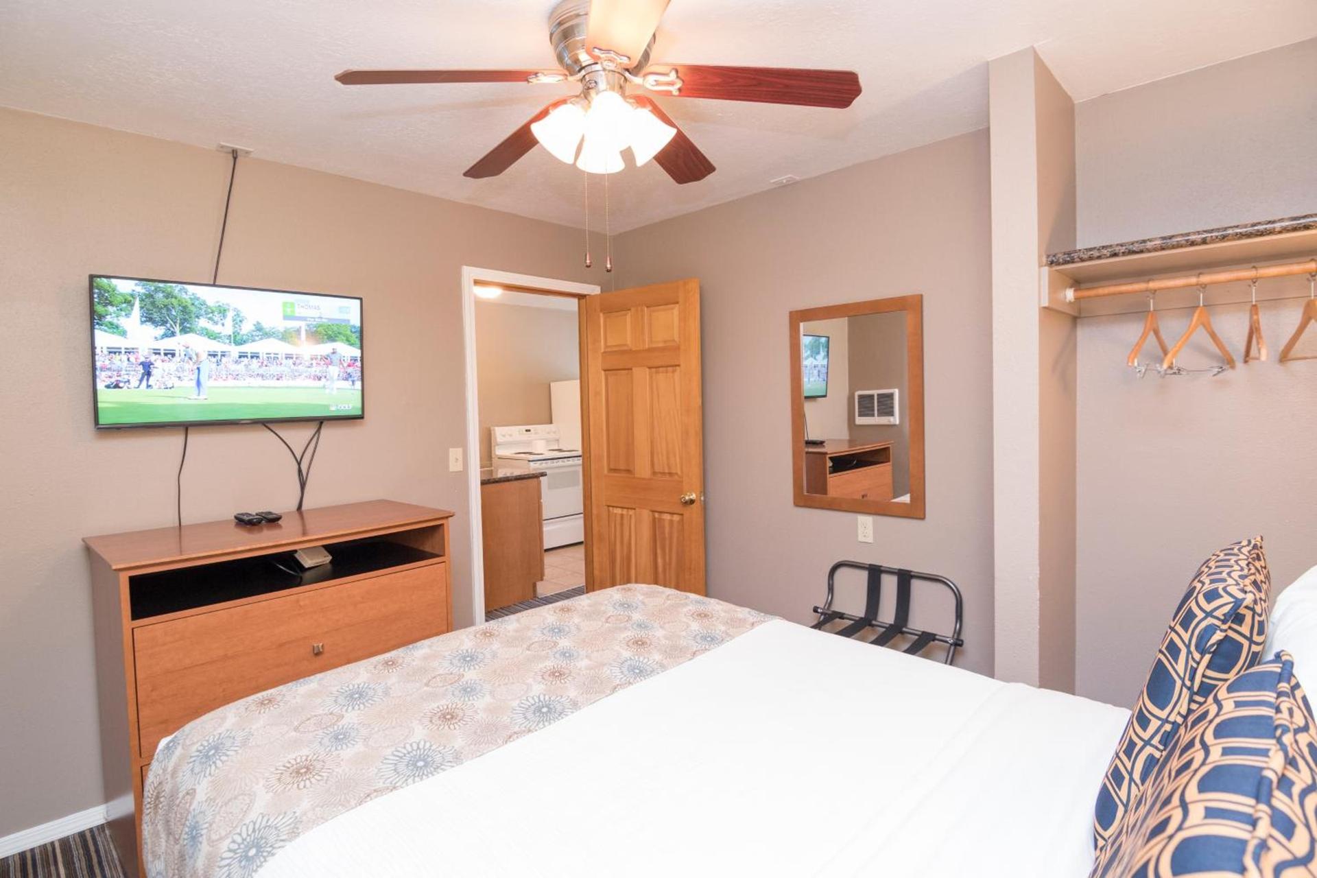 Nordic Inn and Suites photo 25
