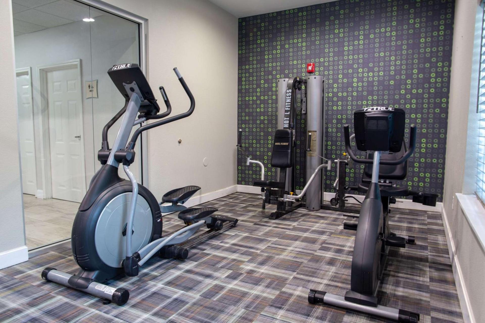 La Quinta by Wyndham Houston East at Normandy photo 30