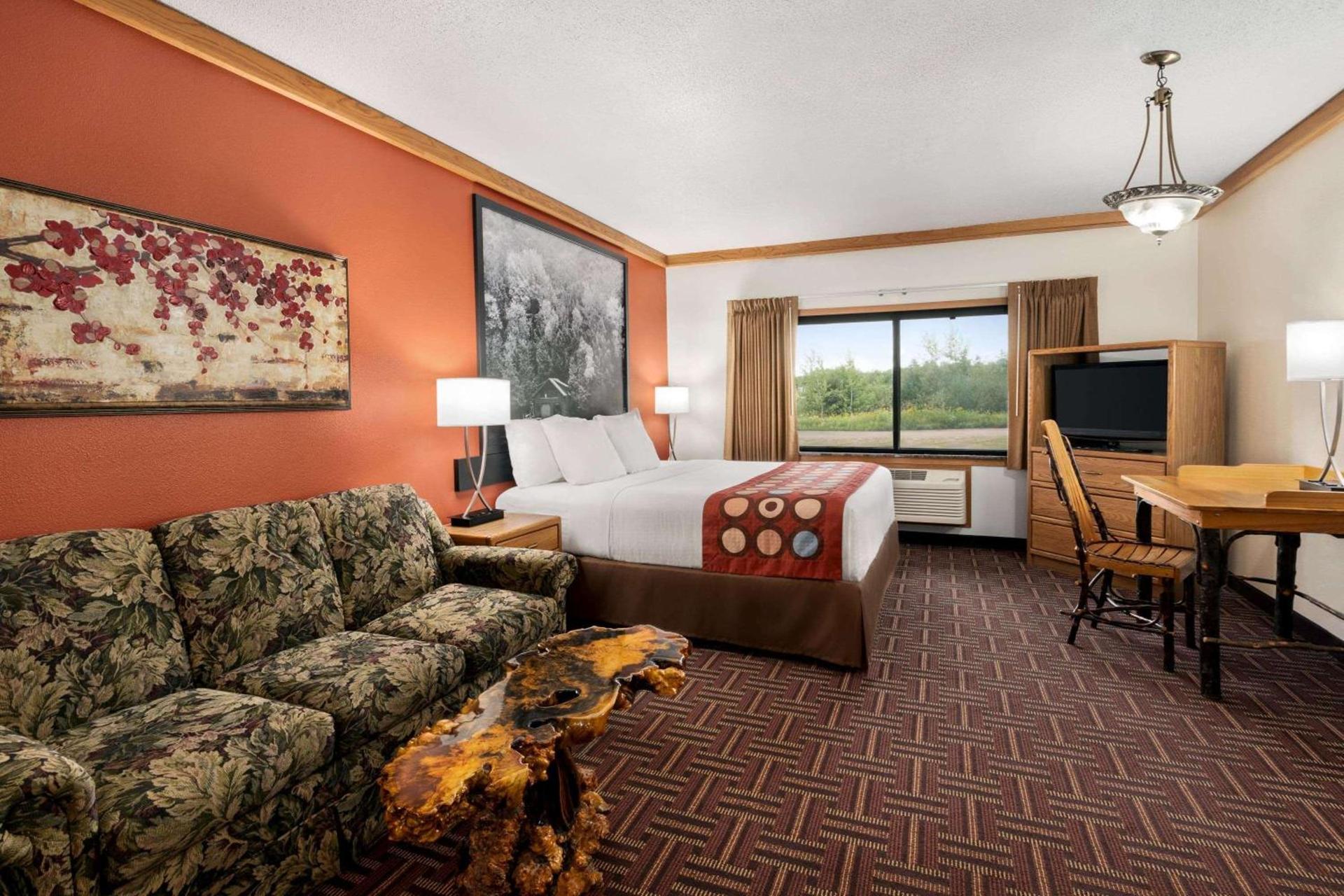 Super 8 by Wyndham Eveleth photo 23