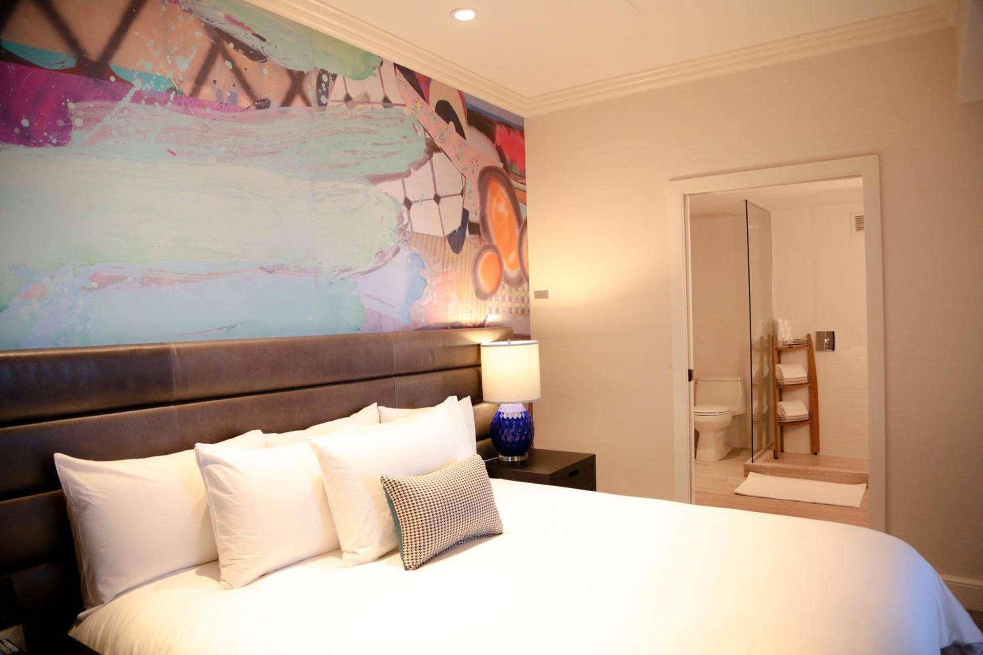 Hotel Commonwealth photo 19