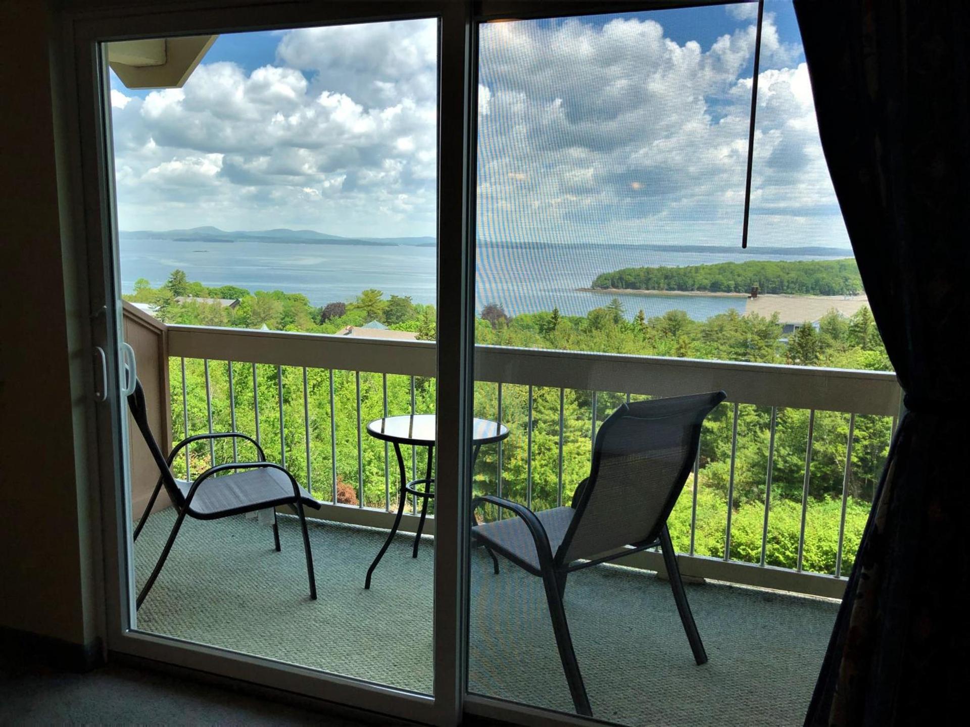 Atlantic Eyrie Lodge photo 9