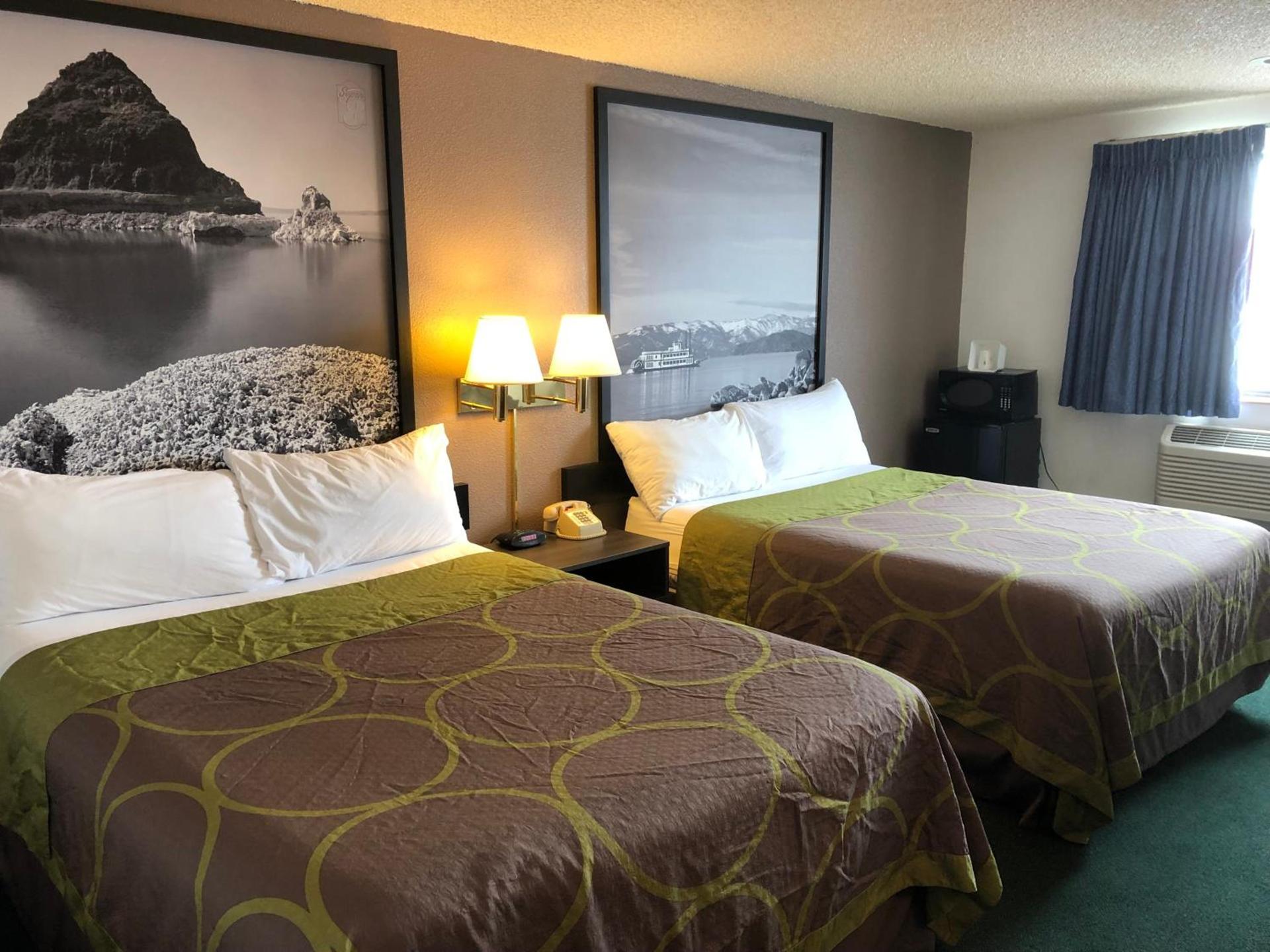 Super 8 by Wyndham Winnemucca NV photo 21