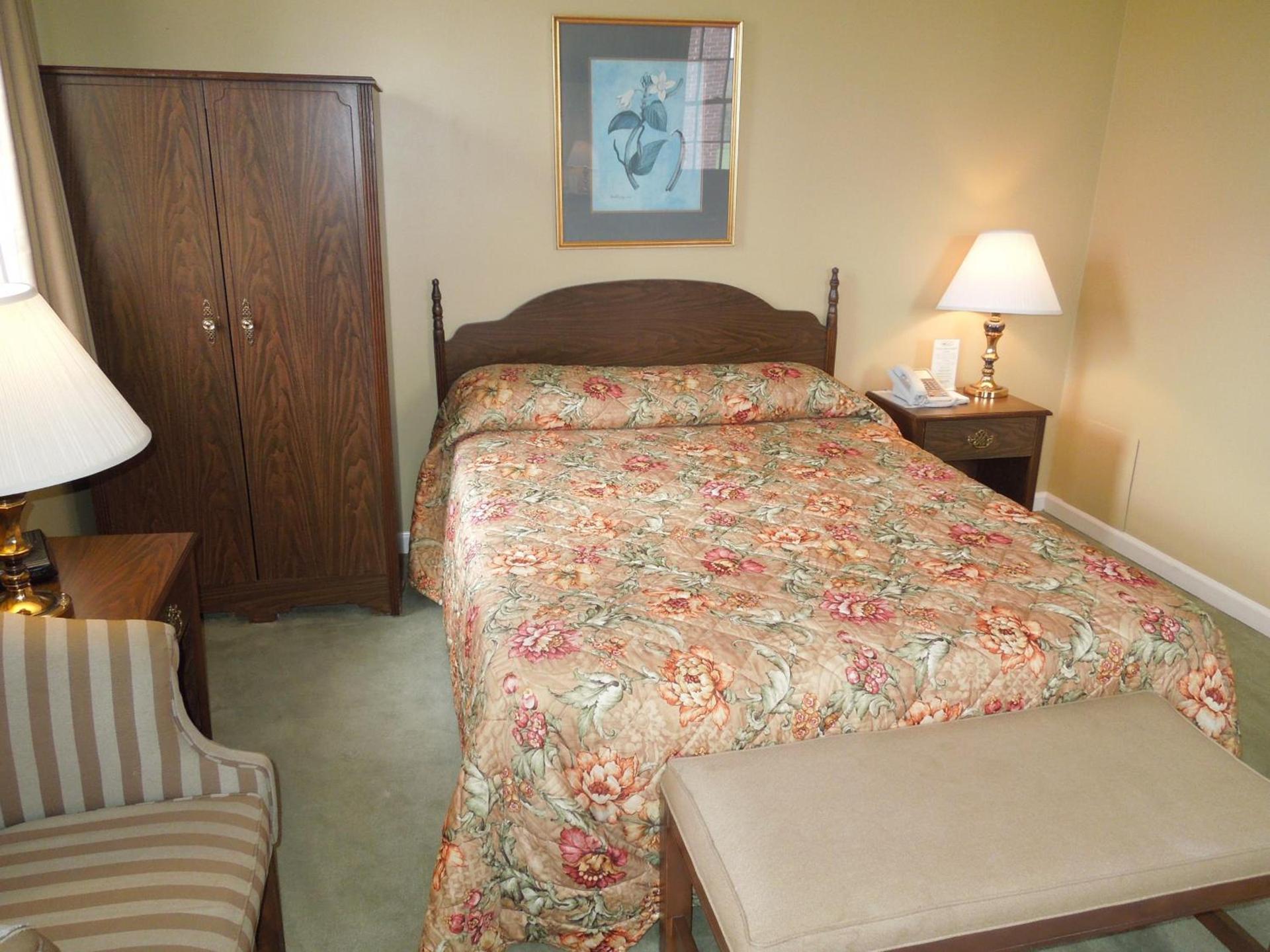 Bridges Guest Quarters photo 8