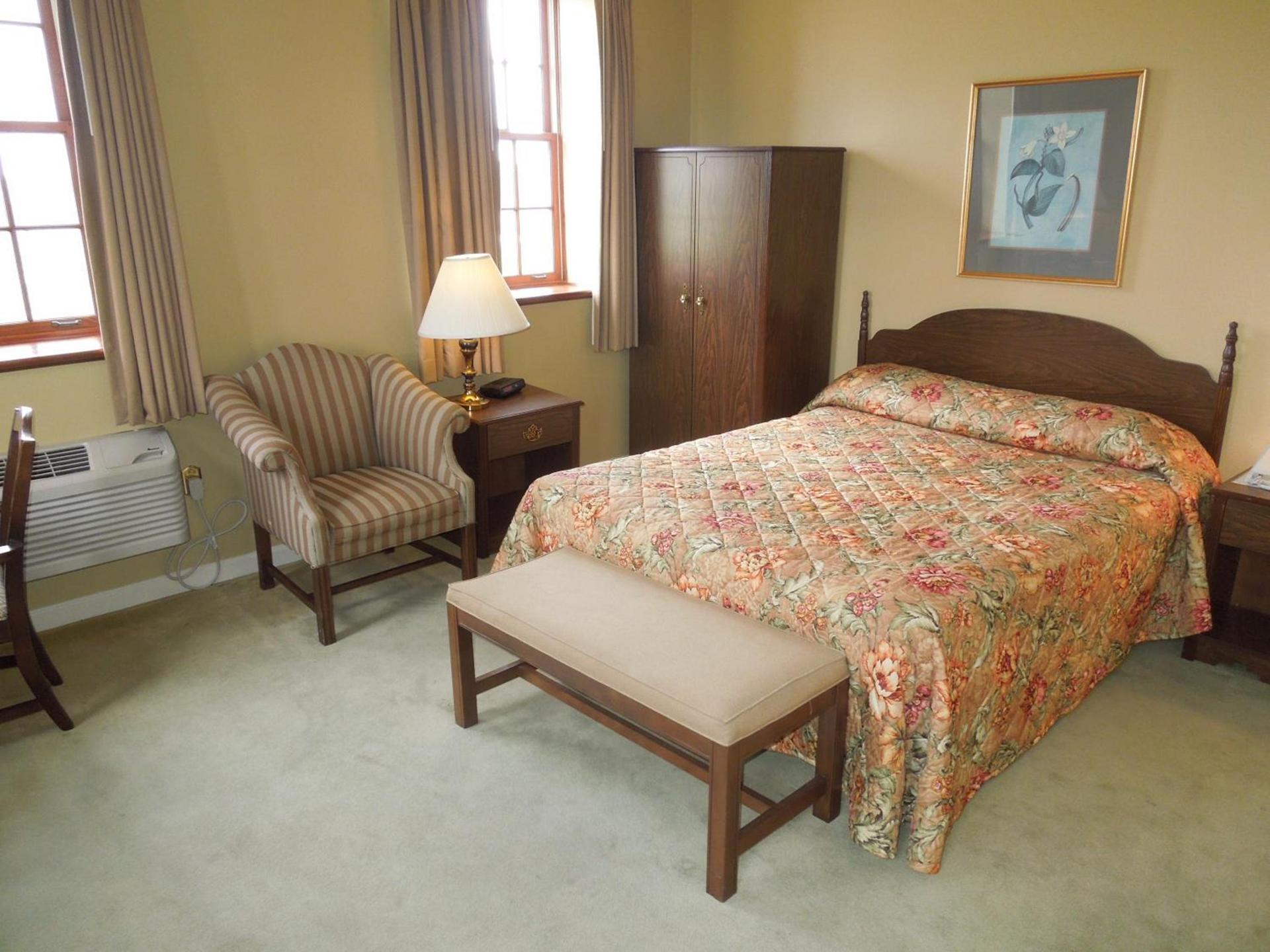 Bridges Guest Quarters photo 14