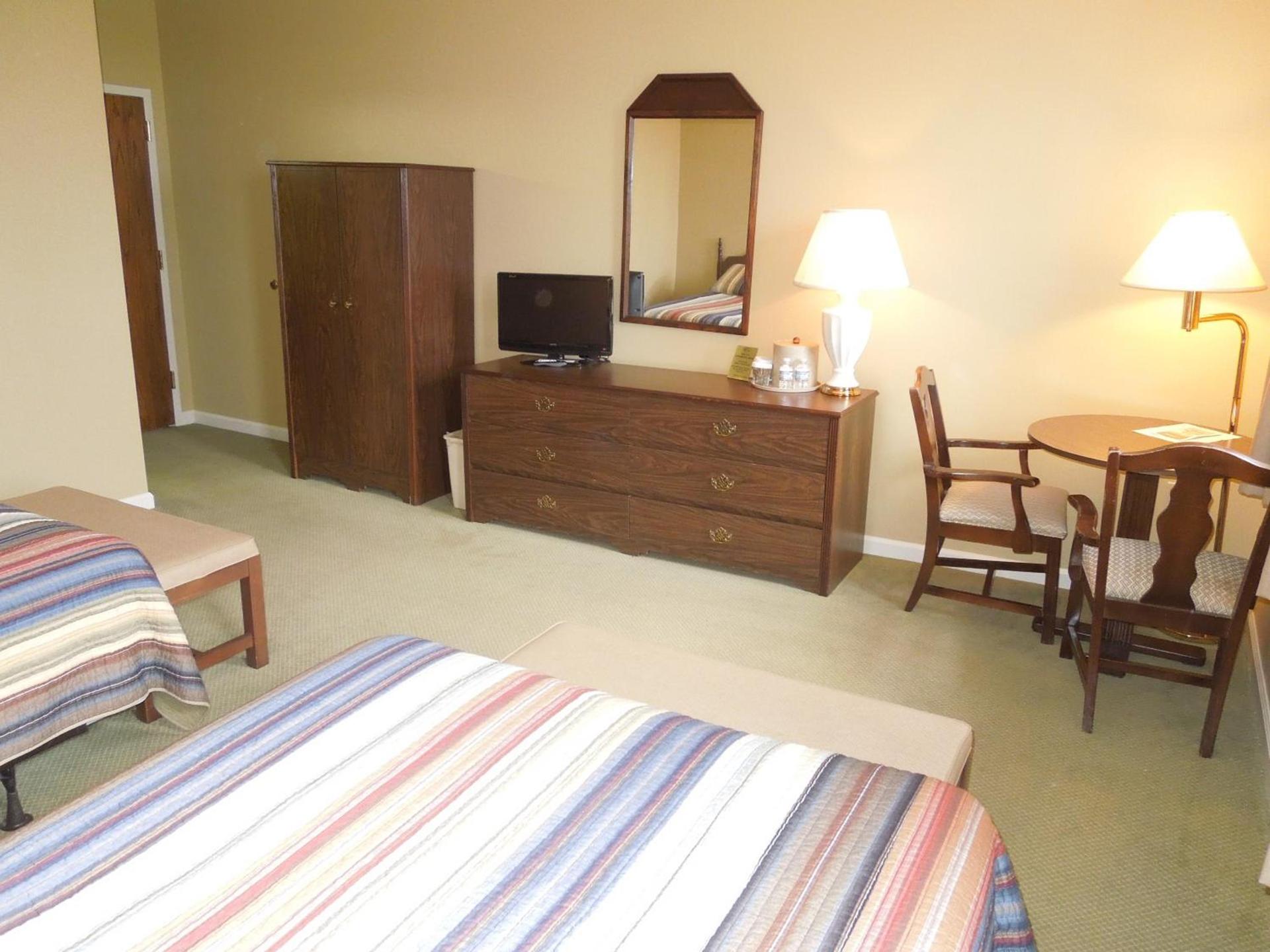 Bridges Guest Quarters photo 18