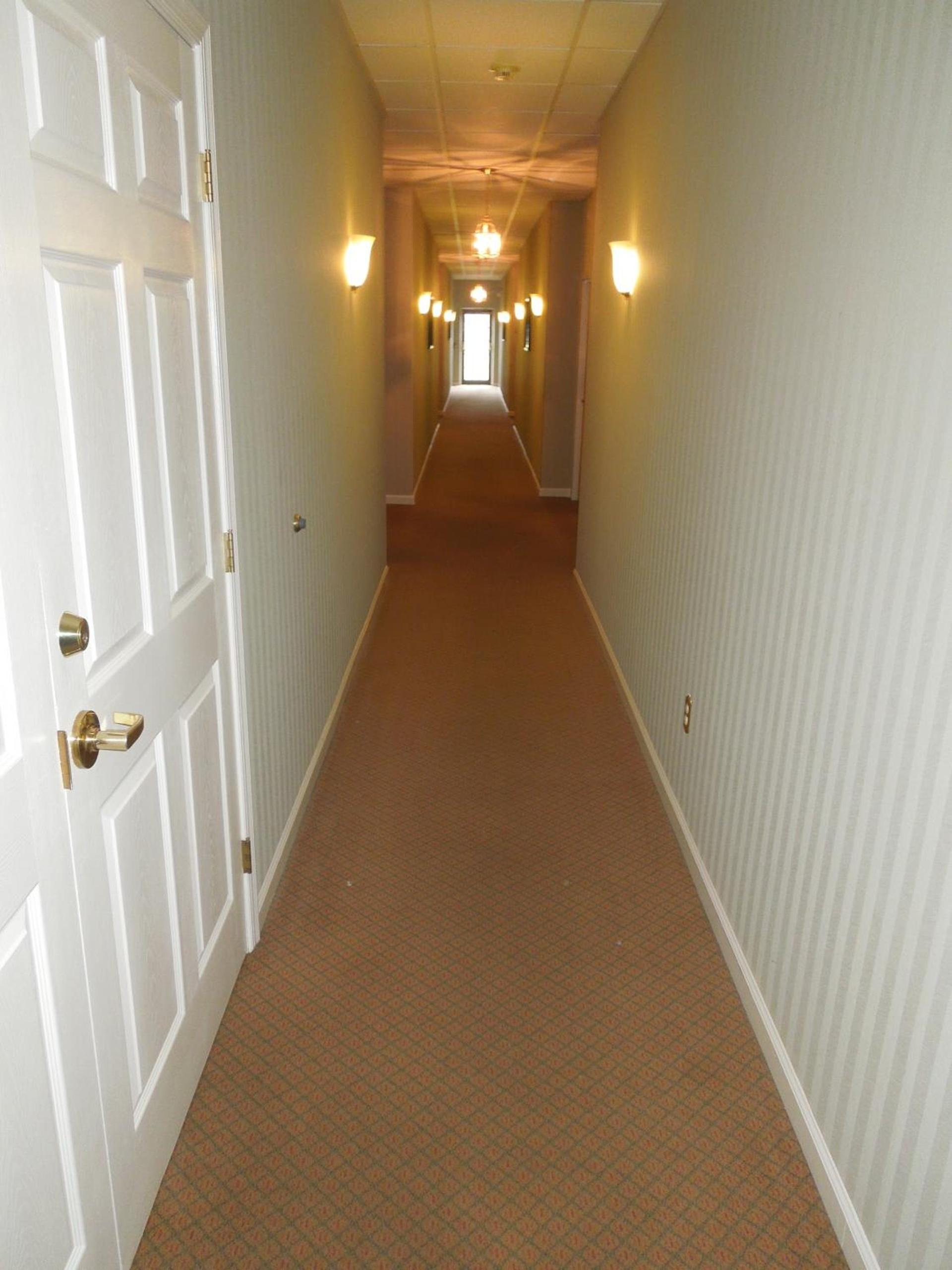 Bridges Guest Quarters photo 19
