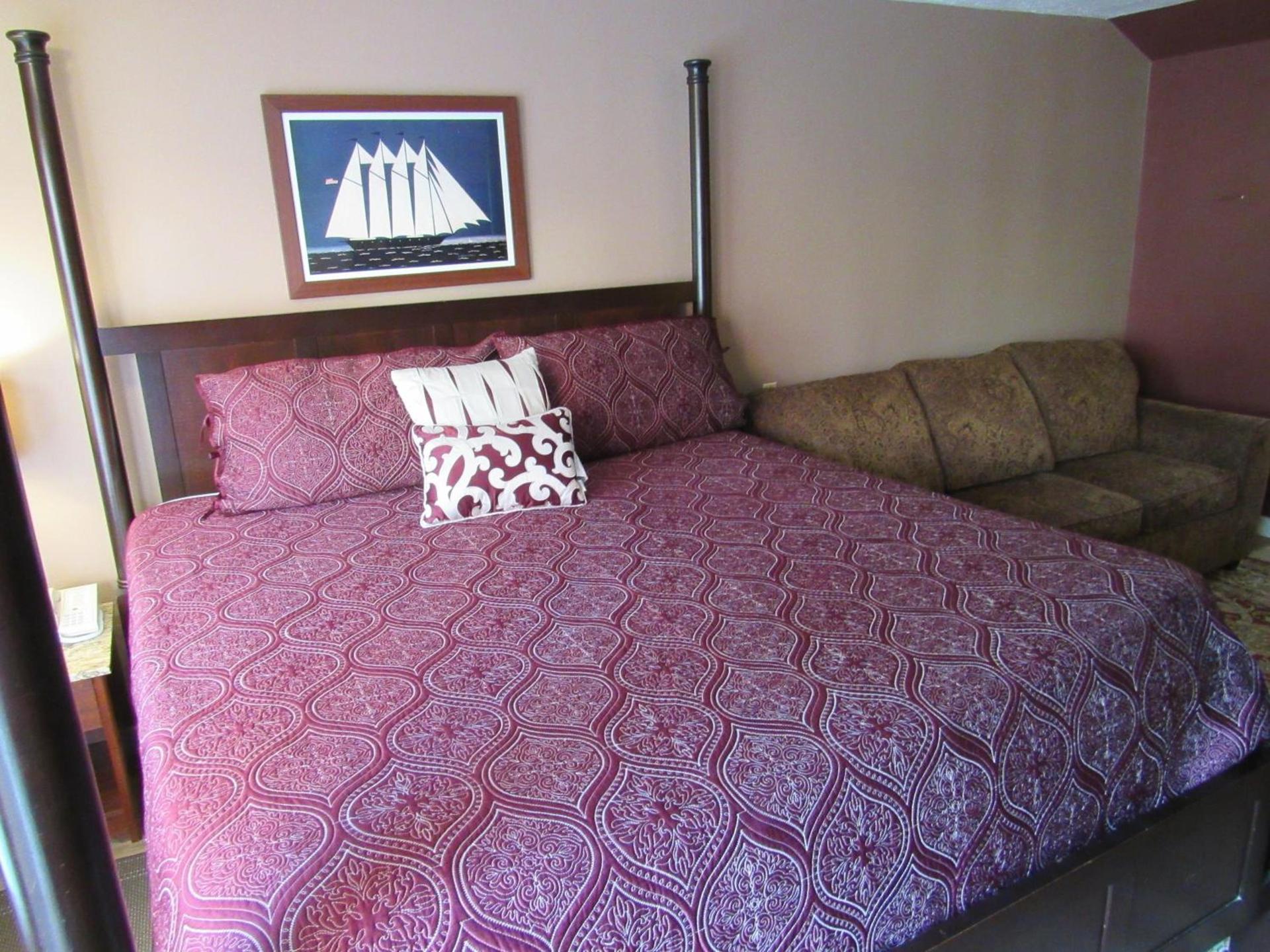 Captain Cook Inn photo 9