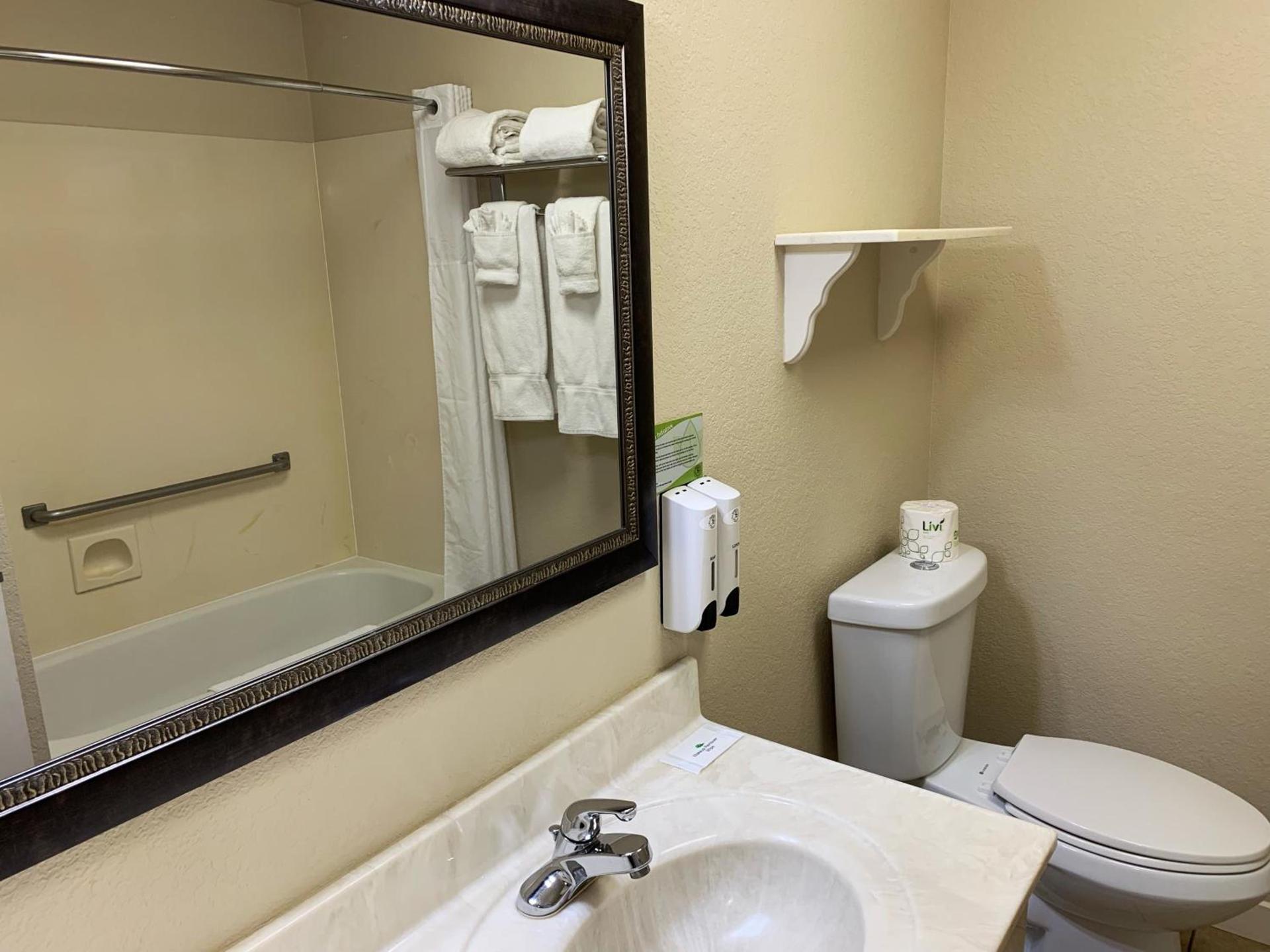 Stratford Inn photo 38