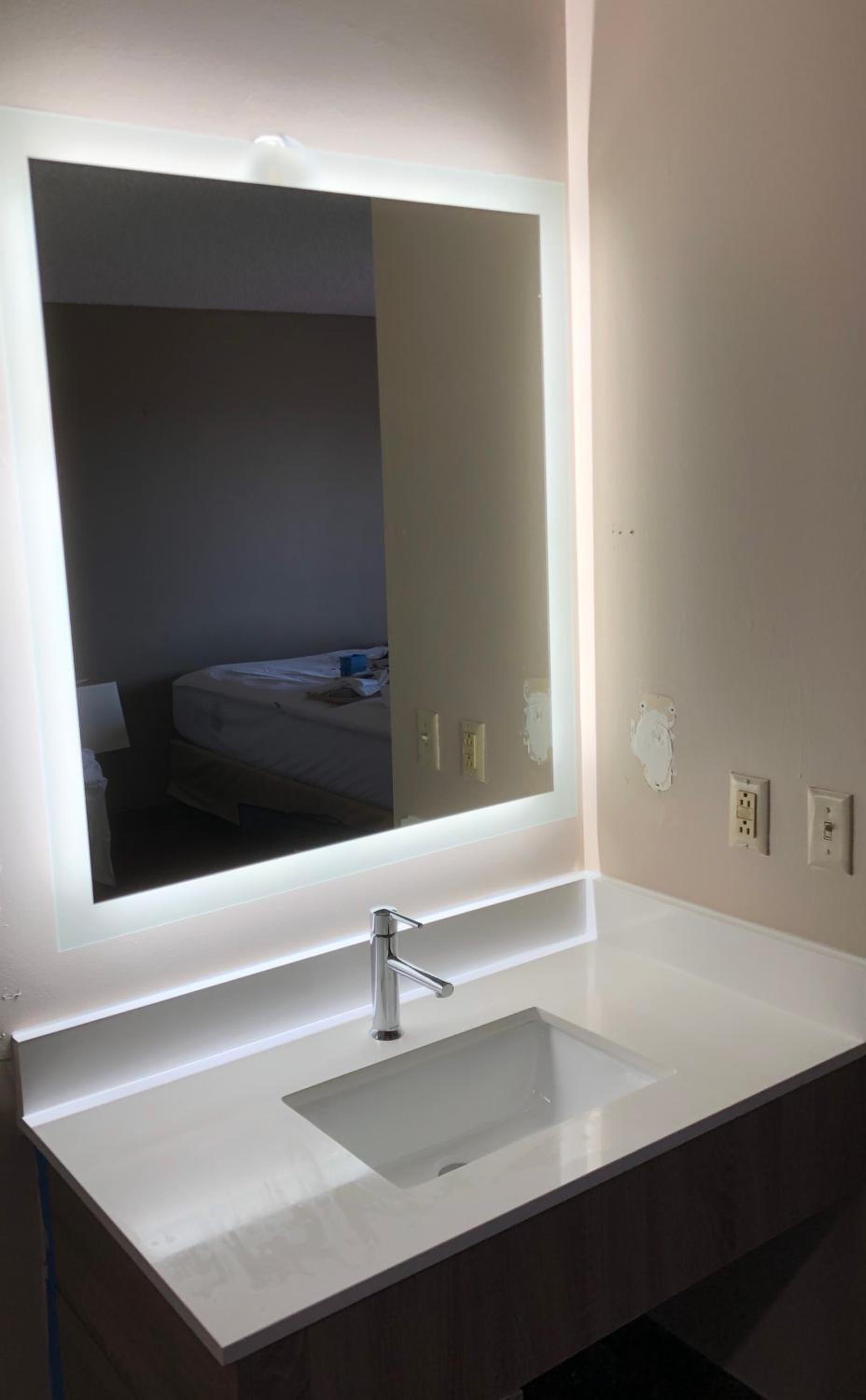 Super 8 by Wyndham Omaha SW photo 54