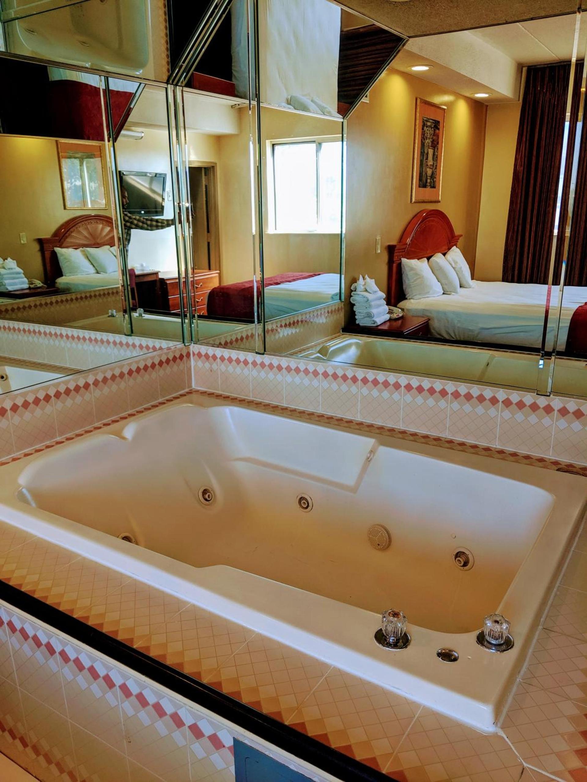 Jets Motor Inn photo 18
