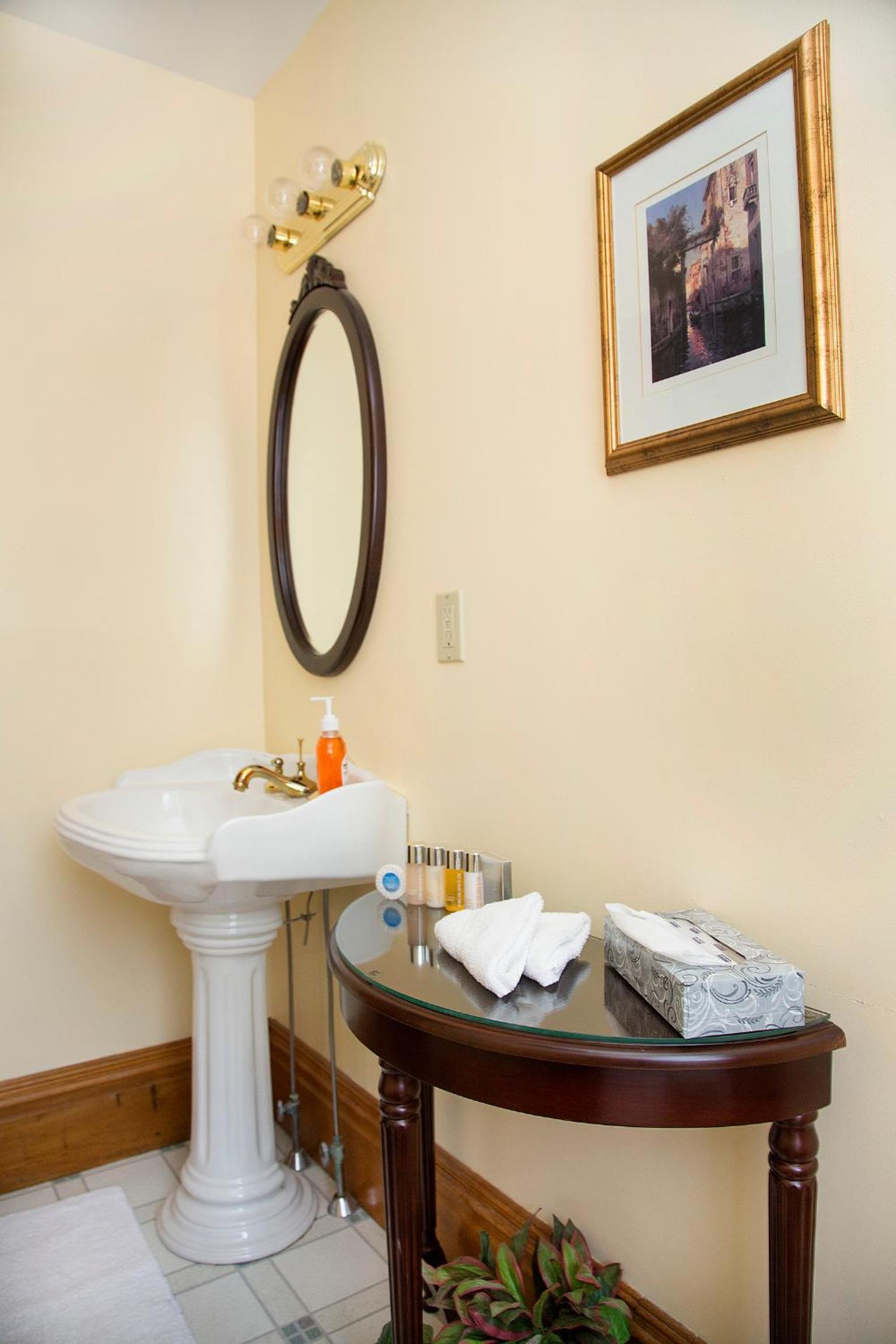 Glynn House Inn photo 13