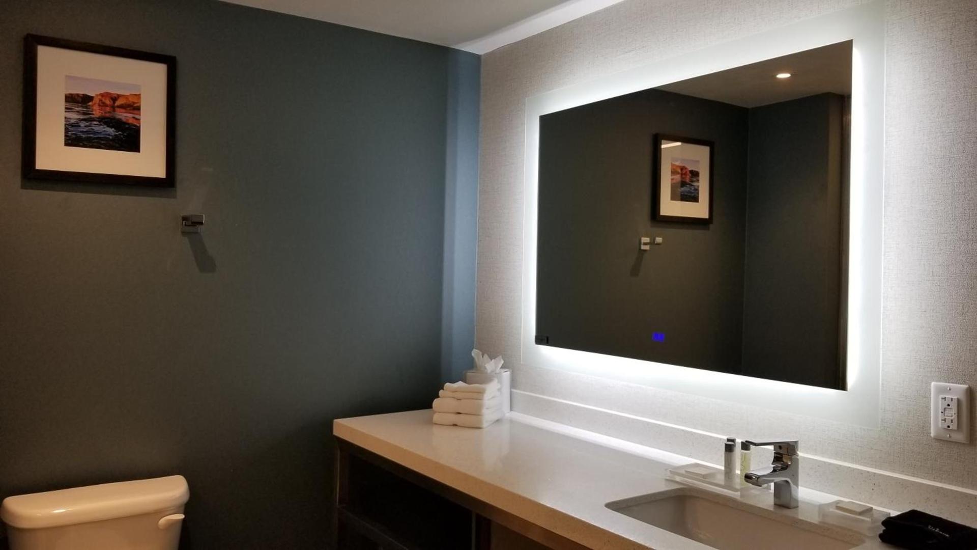 Cambria Hotel Omaha Downtown photo 78