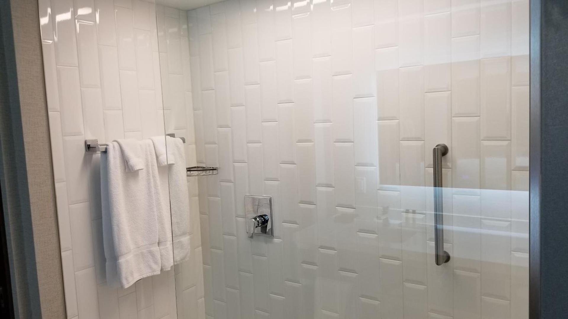 Cambria Hotel Omaha Downtown photo 82