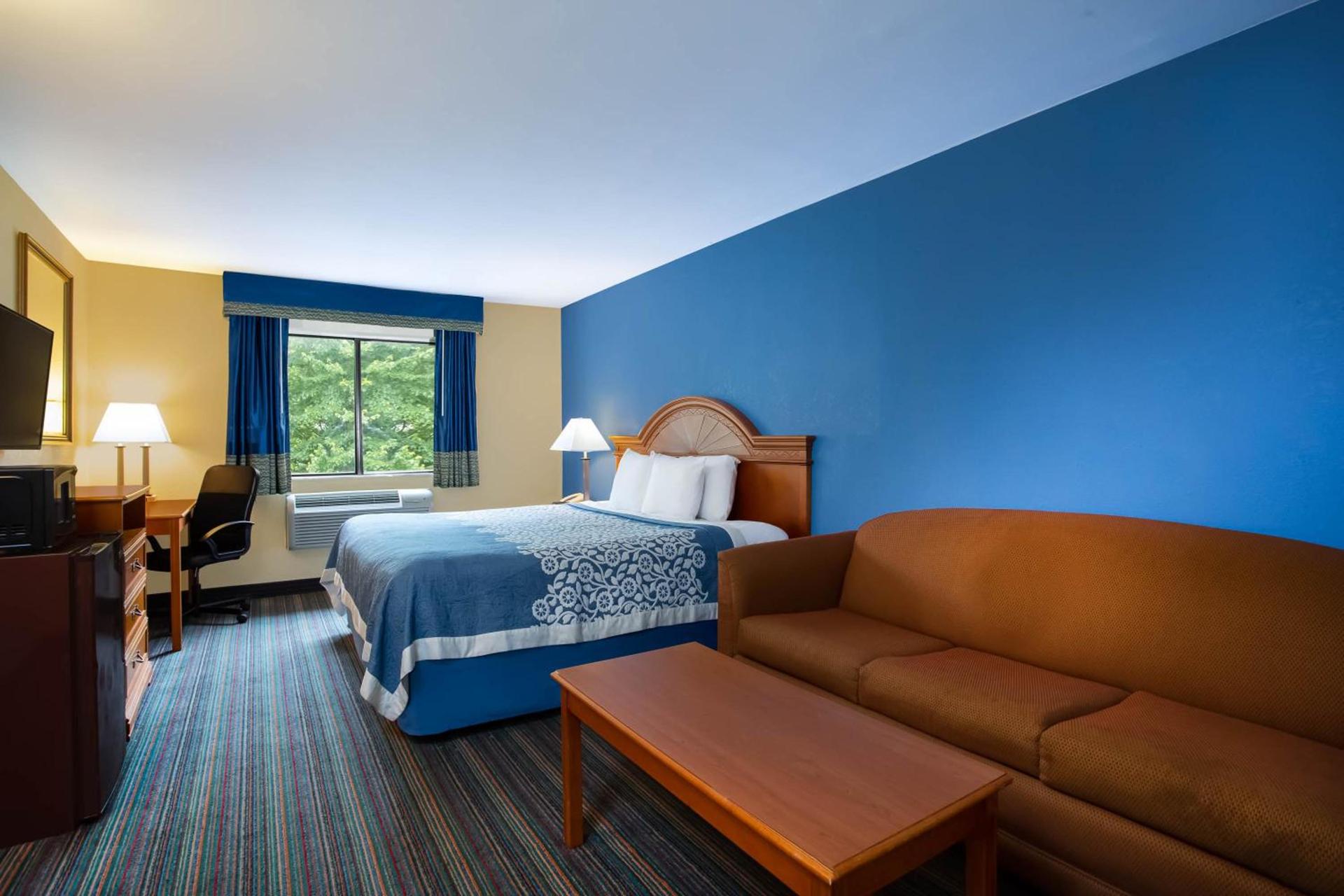 Days Inn by Wyndham Runnemede Philadelphia Area photo 29