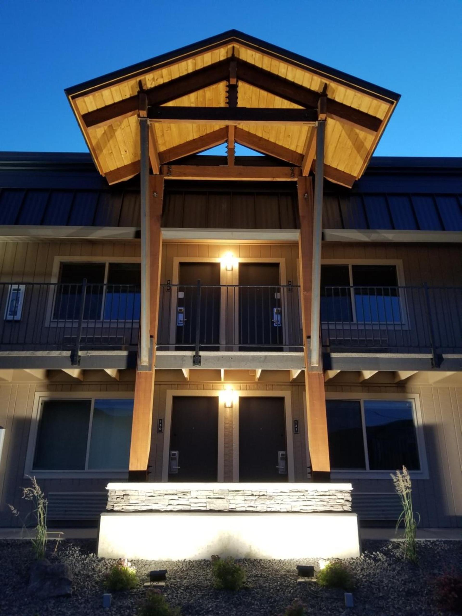 The Hotel Y, a Dazzler Select by Wyndham photo 9