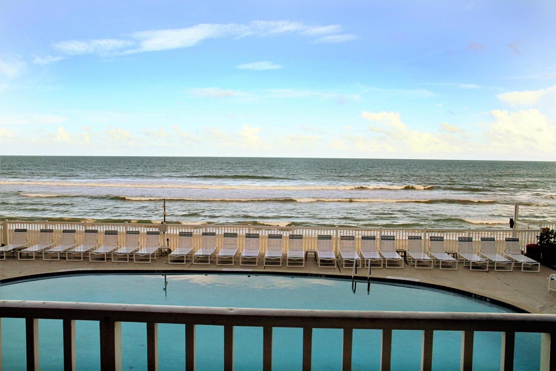 Paradise Beach Club - Oceanfront and Penthouse photo 53