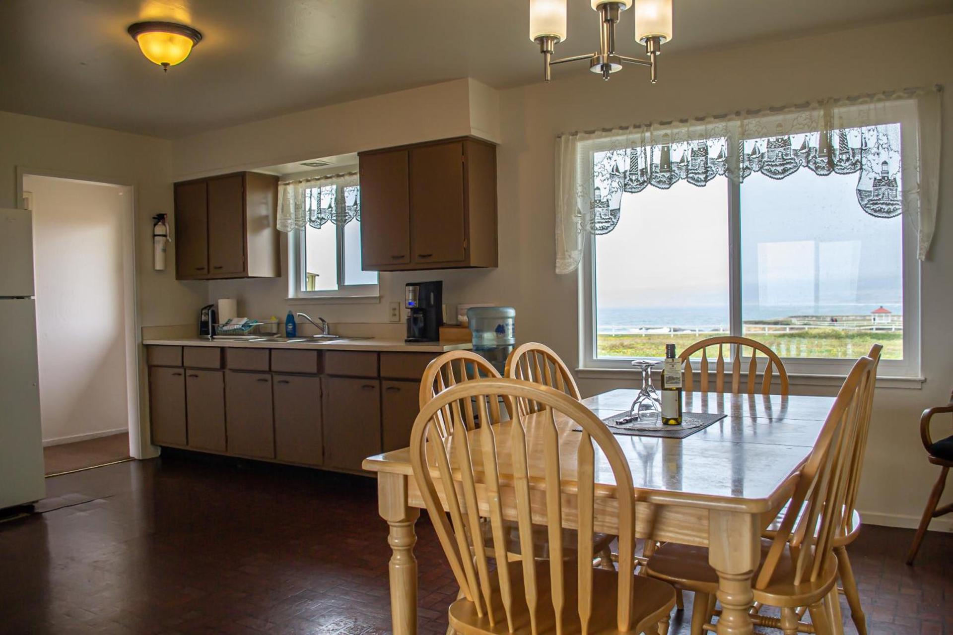 Point Arena Lighthouse photo 19