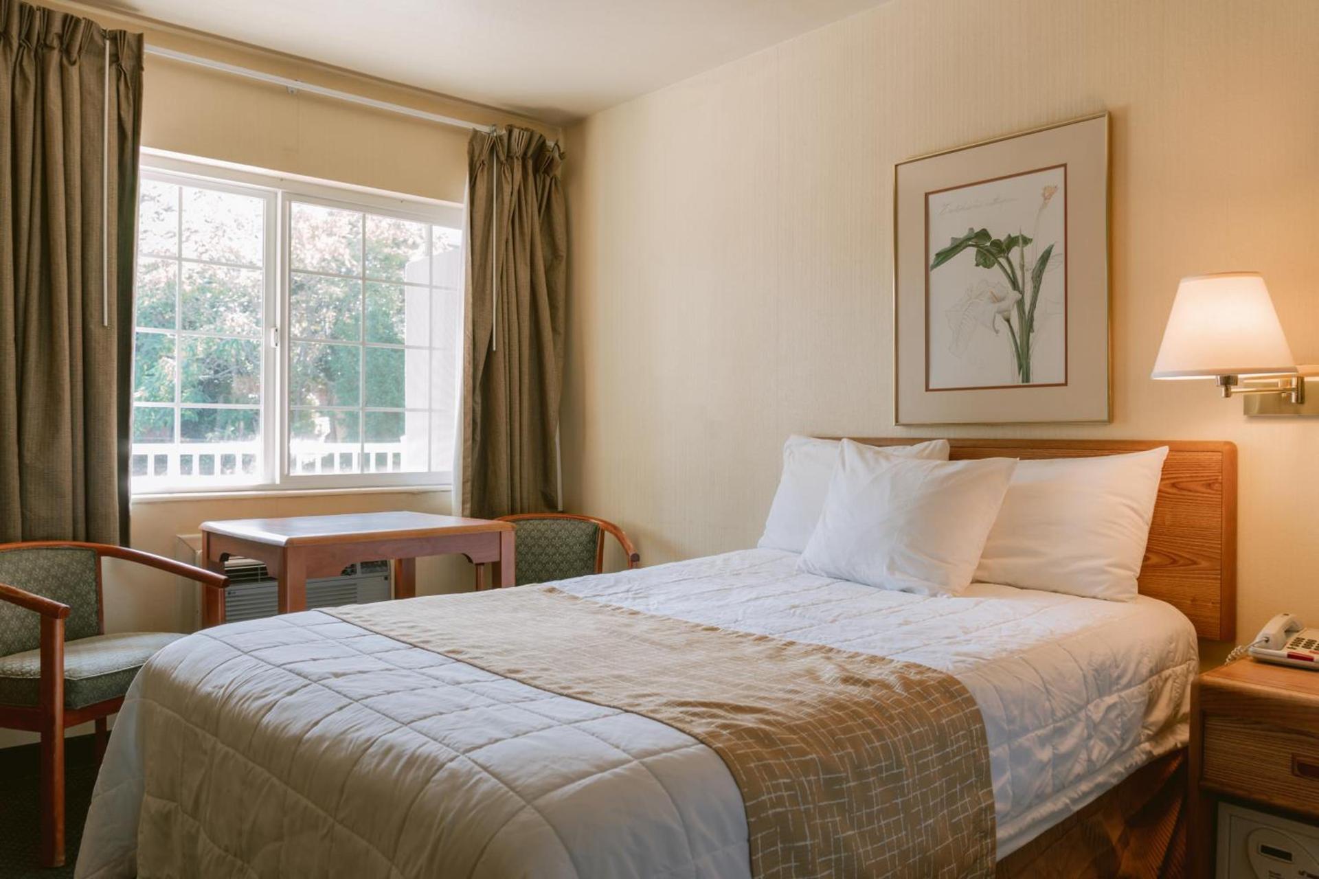 Riverfront Inn Roseburg photo 23