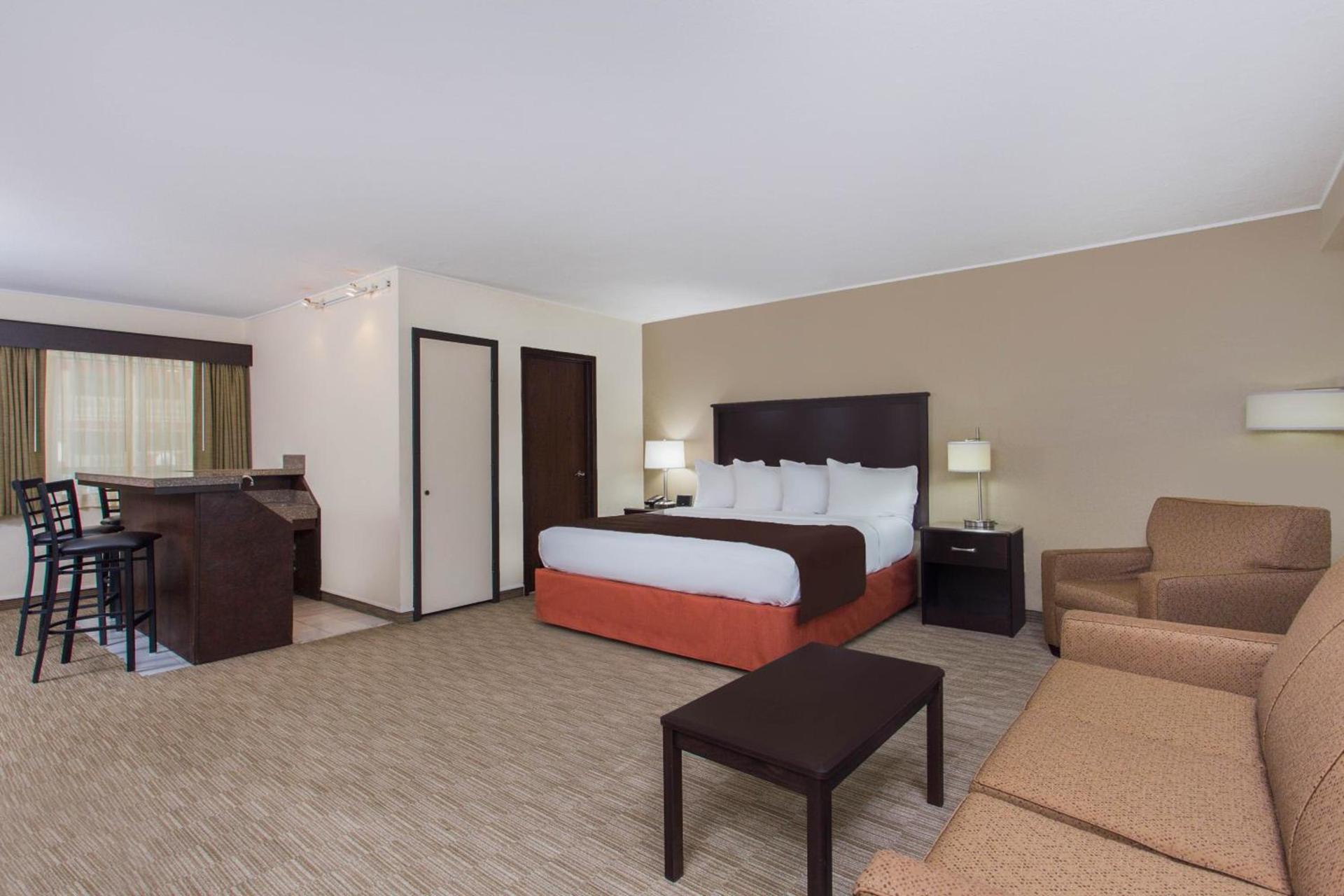 AmericInn by Wyndham Janesville photo 56