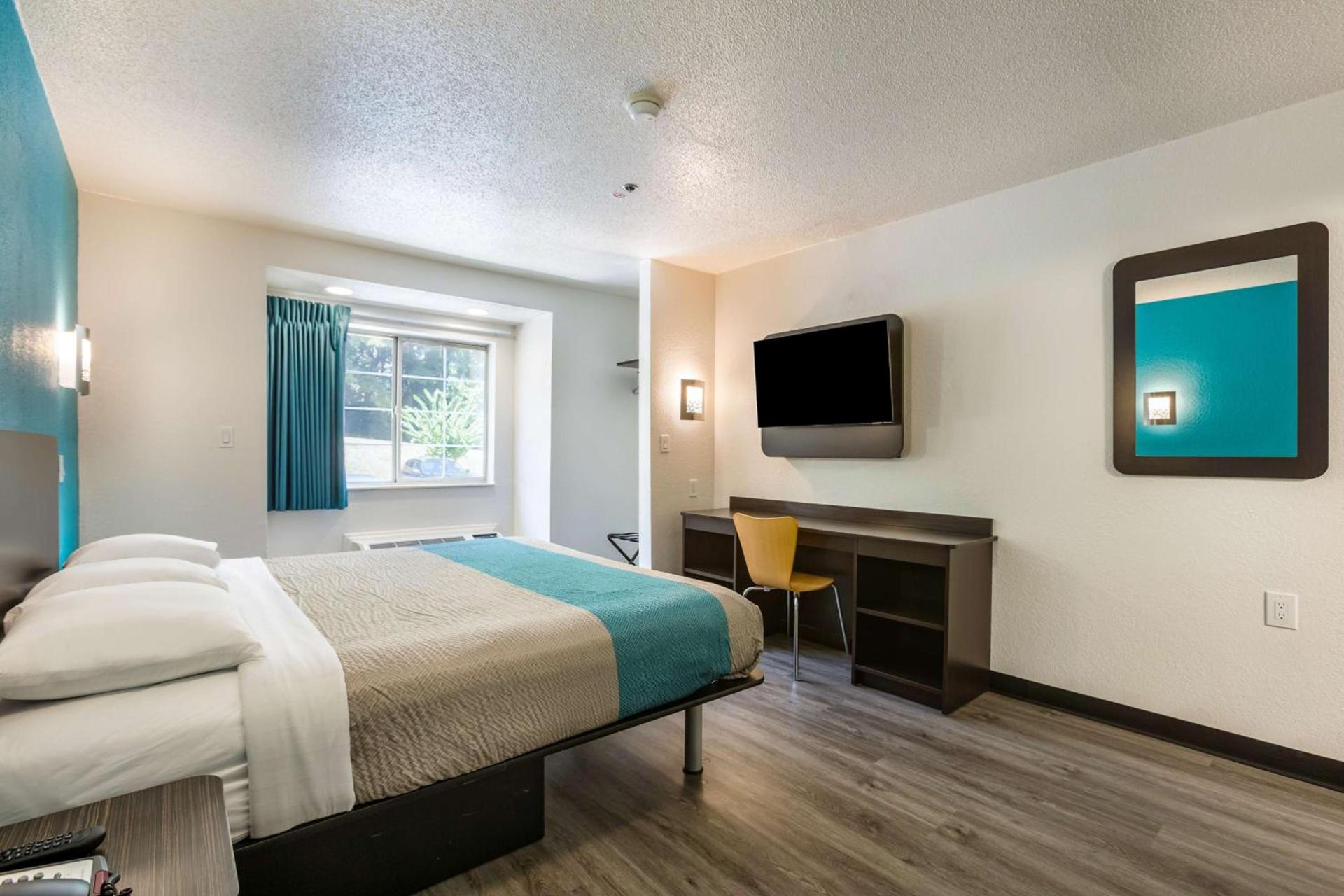 Motel 6-Smyrna, GA - Atlanta photo 25