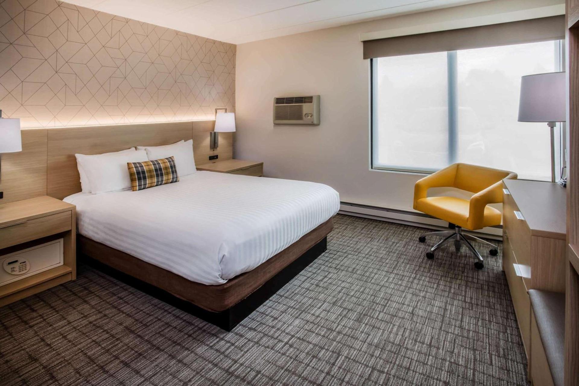 Days Inn & Suites by Wyndham Duluth by the Mall photo 8