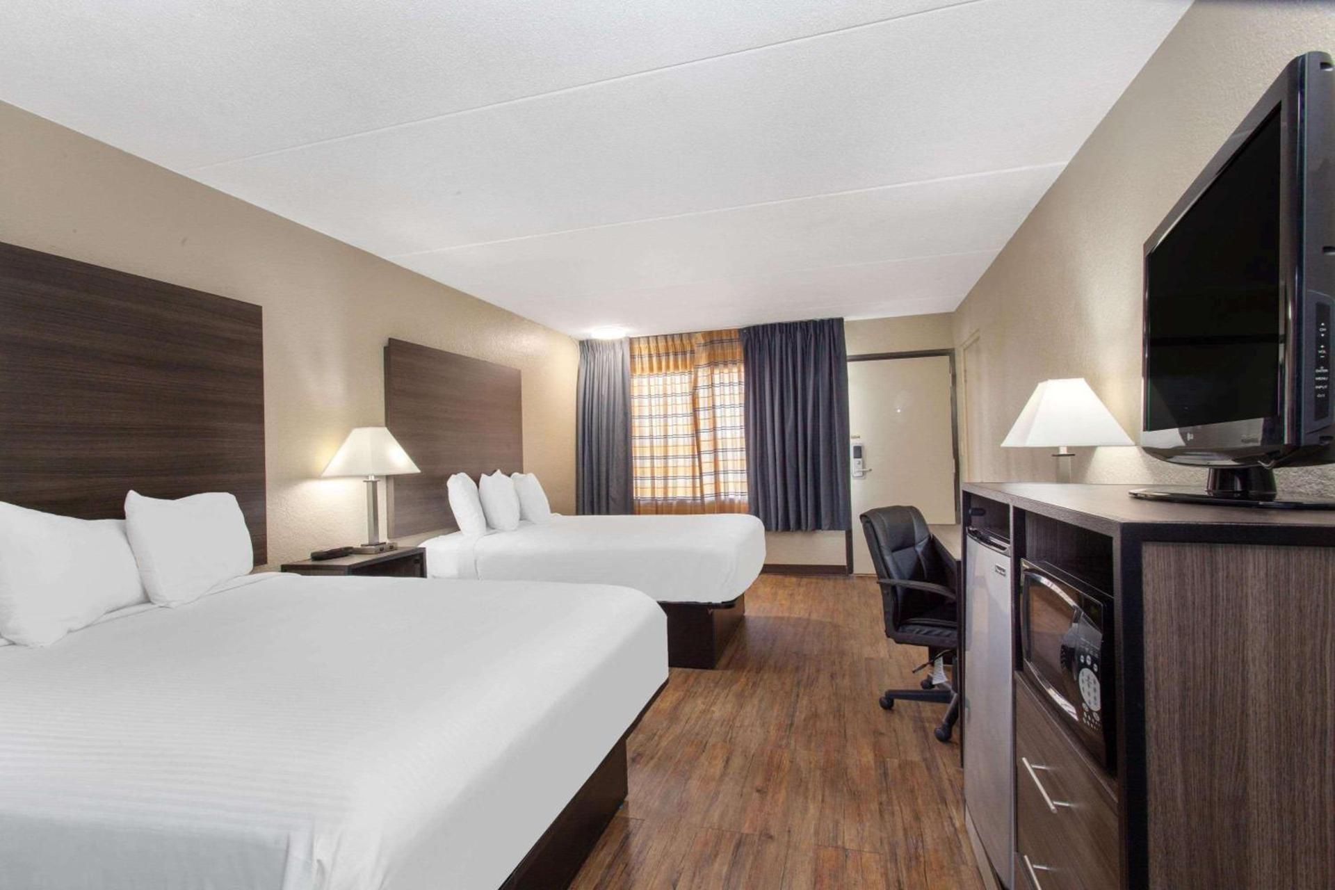Travelodge by Wyndham Deltona photo 45