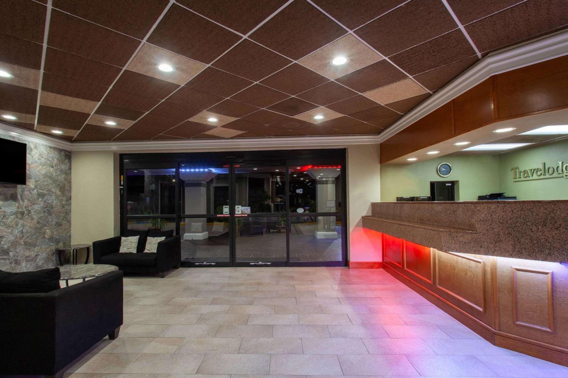 Travelodge by Wyndham Deltona photo 33