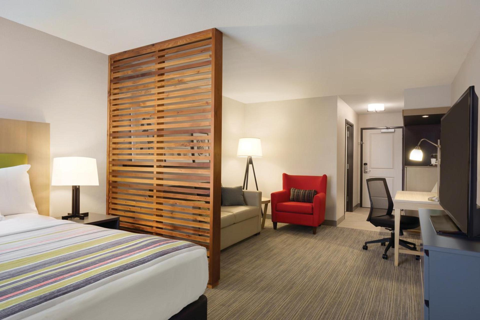 Country Inn & Suites by Radisson, Lawrence, KS photo 23