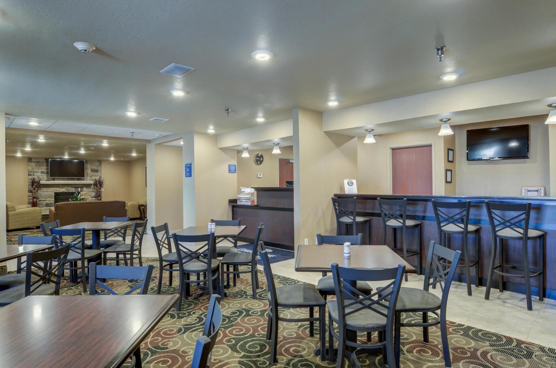 Cobblestone Inn & Suites-Kersey photo 26