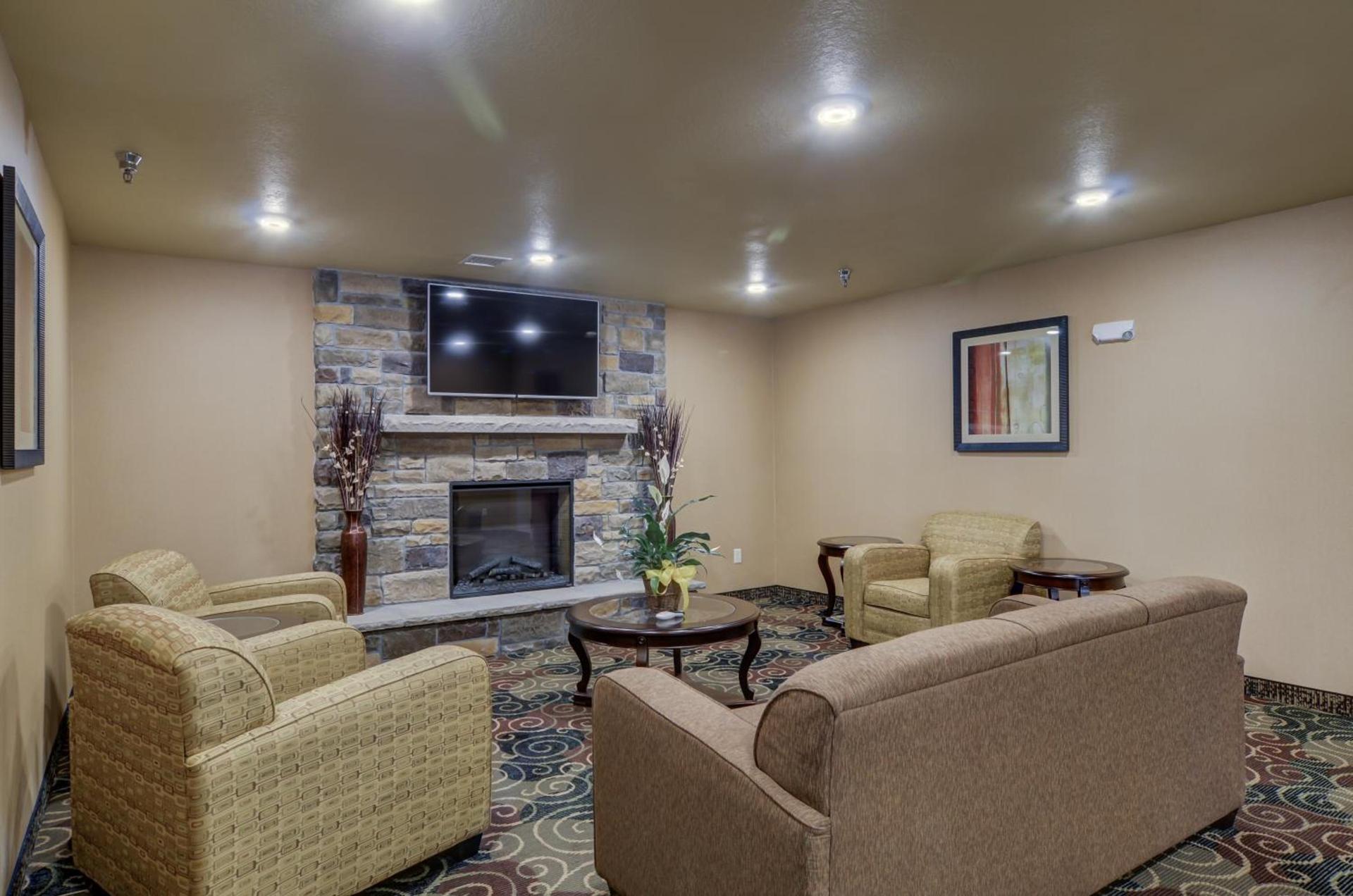 Cobblestone Inn & Suites-Kersey photo 23