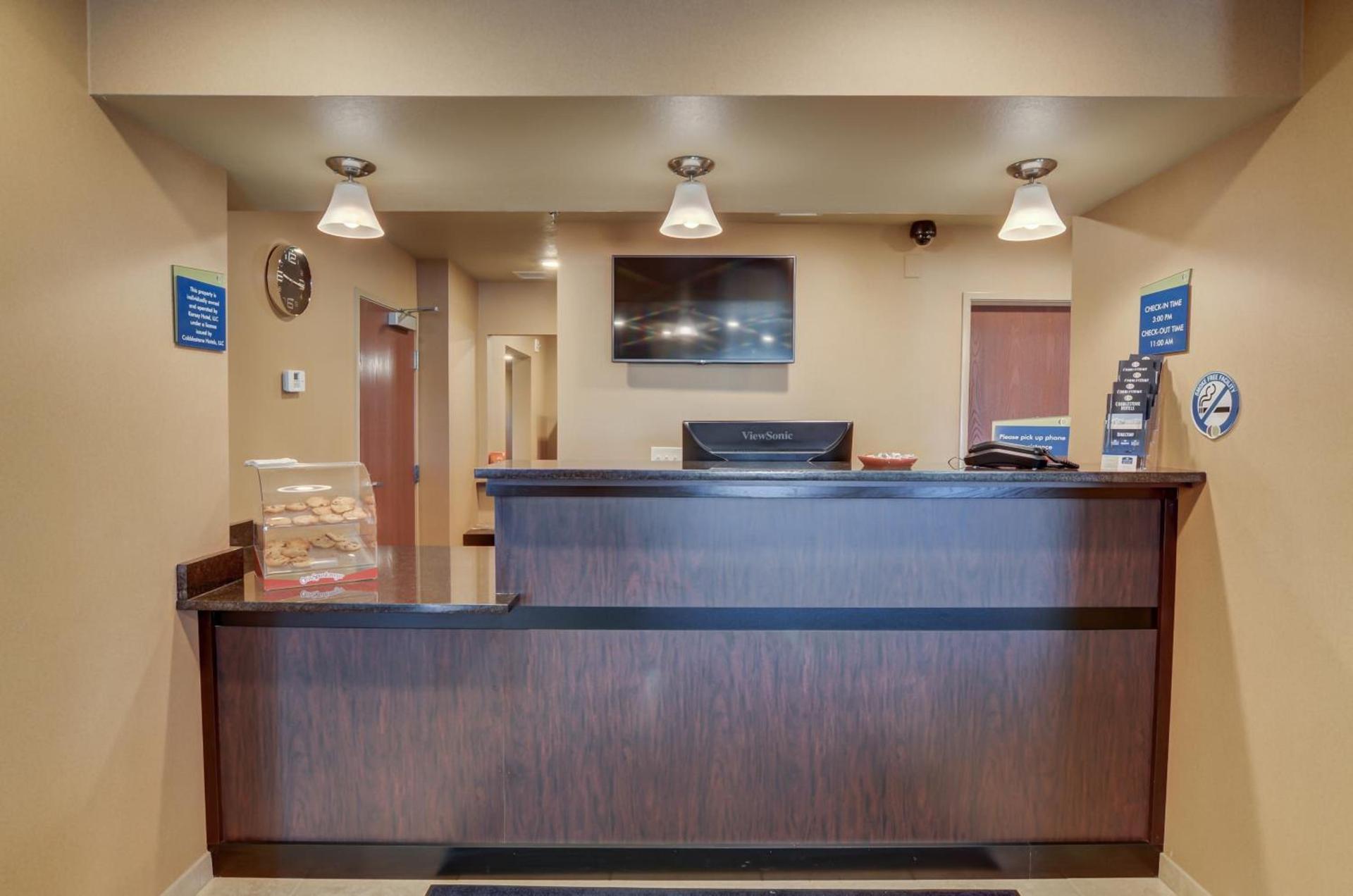 Cobblestone Inn & Suites-Kersey photo 24