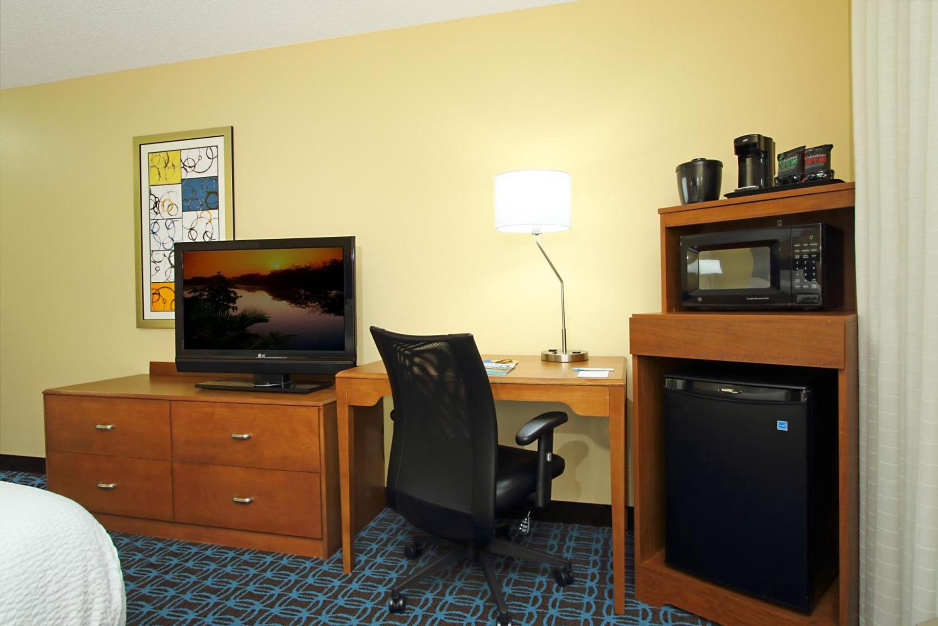 Comfort Inn & Suites Olathe - Kansas City photo 26