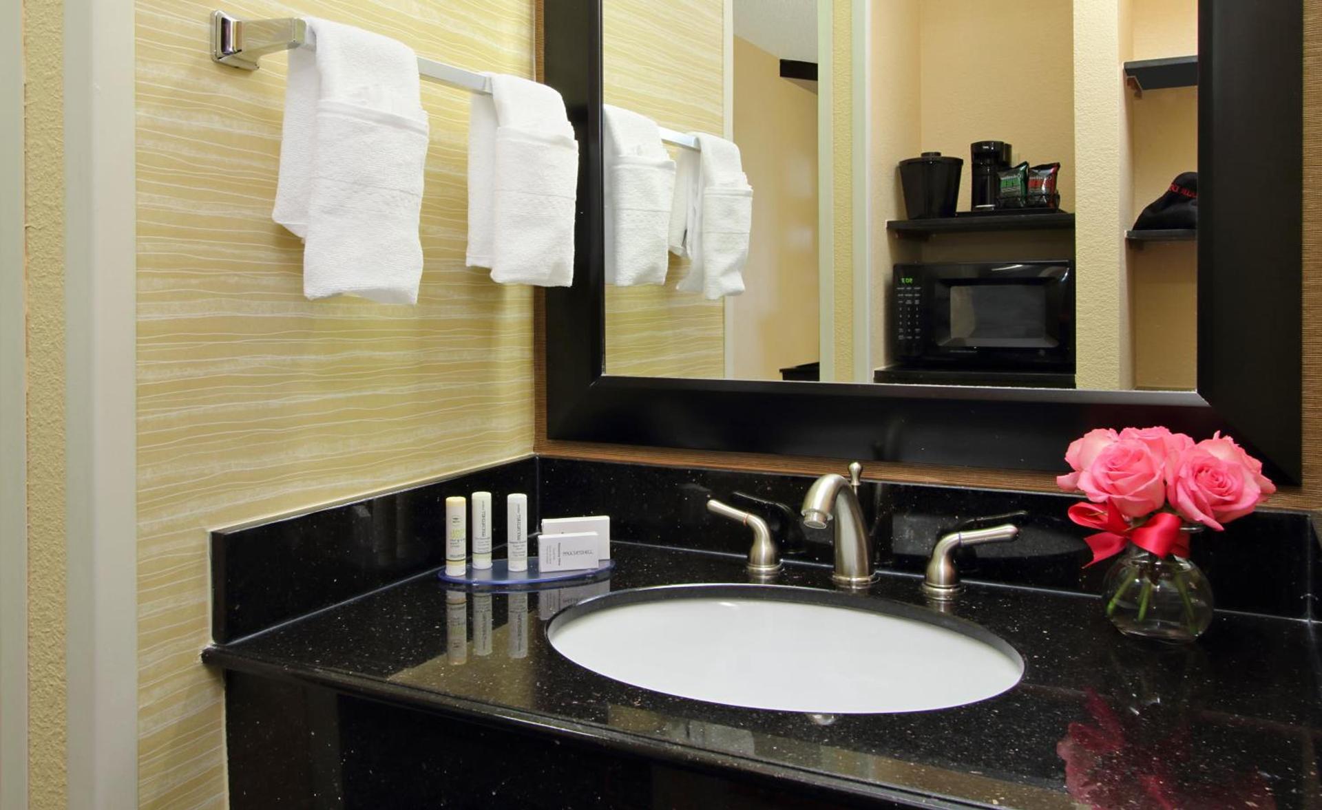 Comfort Inn & Suites Olathe - Kansas City photo 32