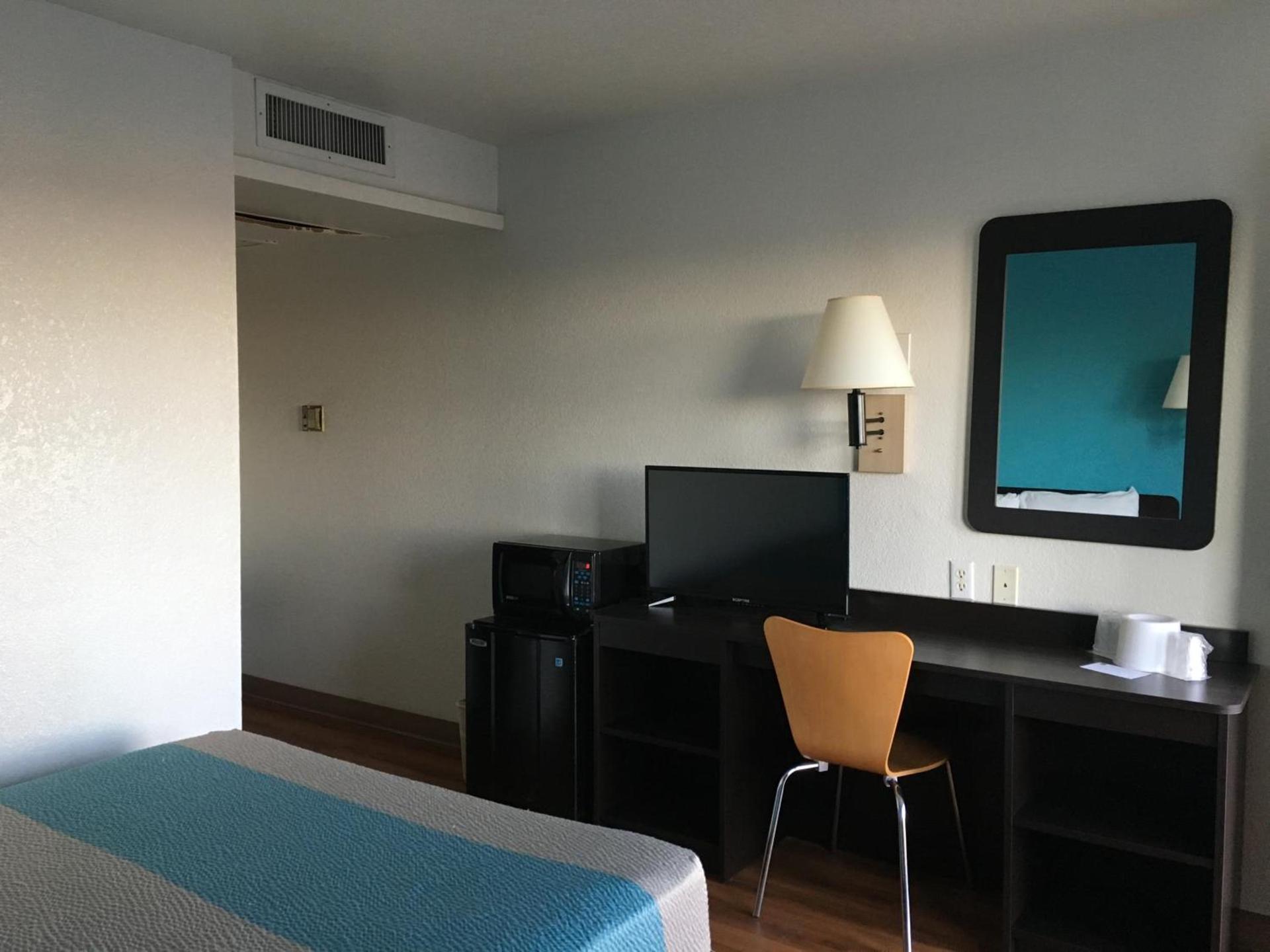 Motel 6-Tucumcari, NM photo 40