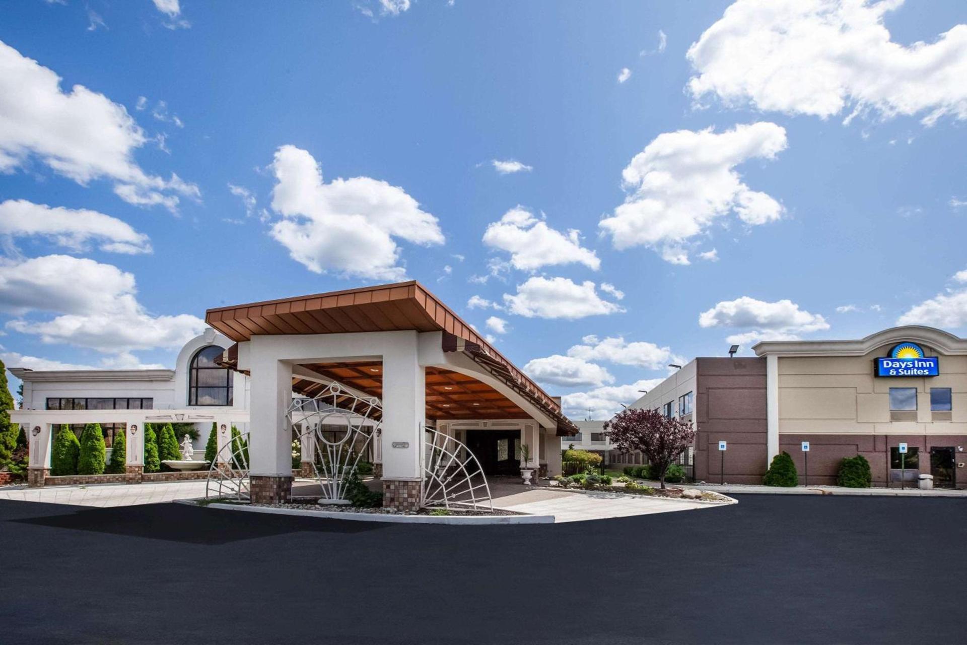 Days Inn & Suites by Wyndham Rochester Hills MI — hotel in Rochester Hills