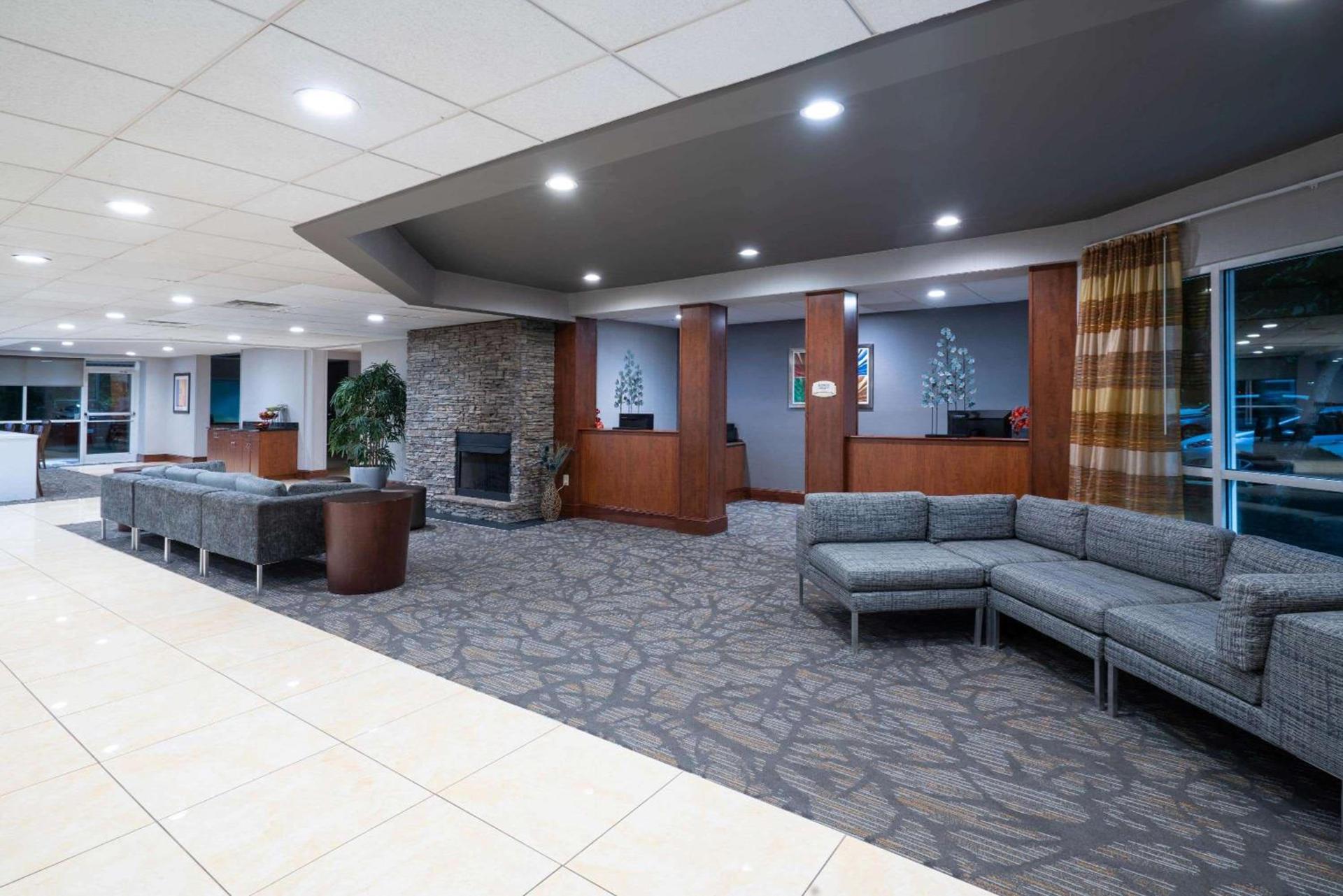Wingate by Wyndham Fletcher at Asheville Airport photo 52
