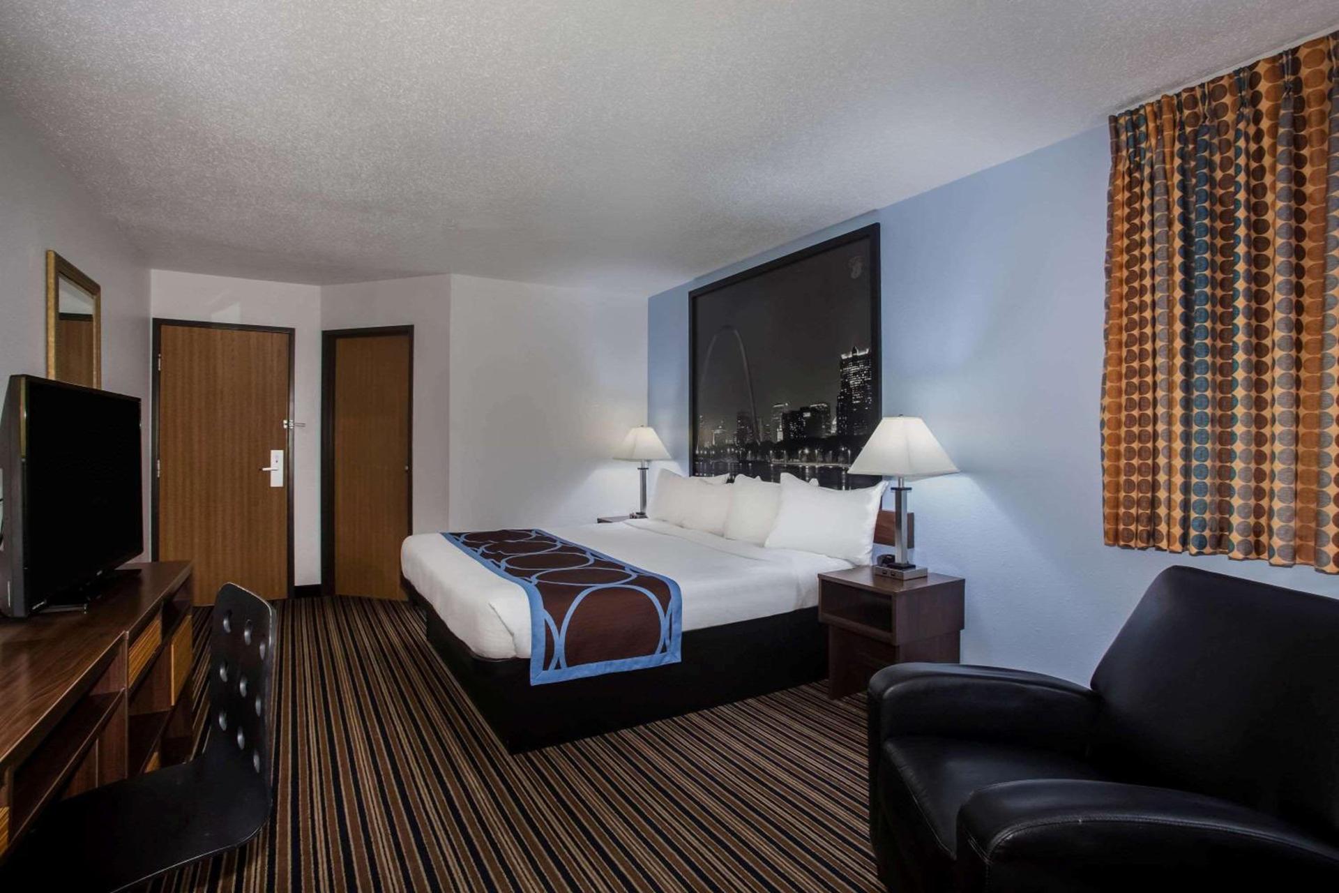 Super 8 by Wyndham Washington photo 10