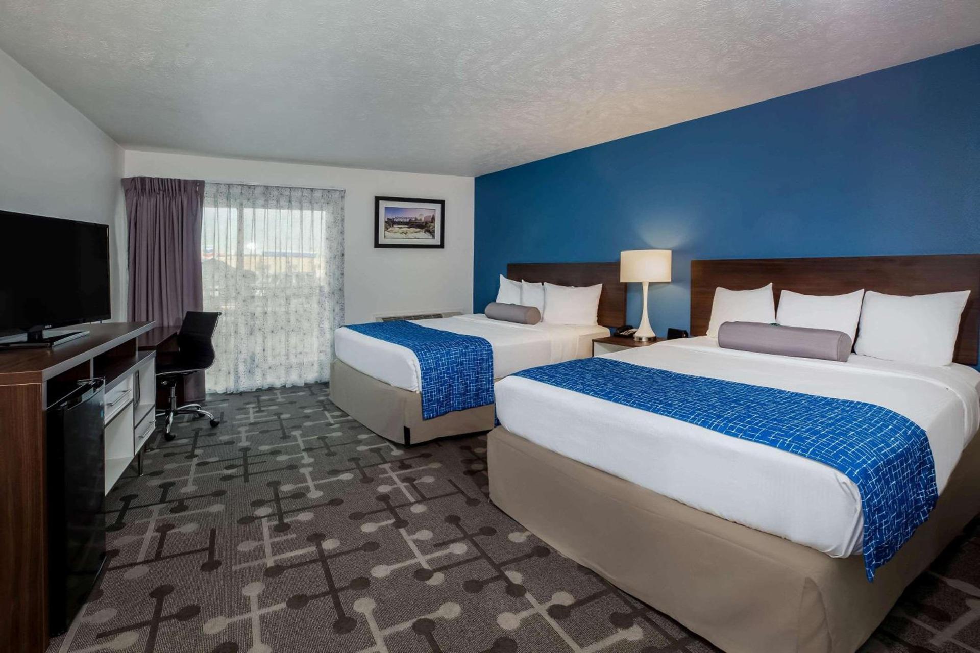 Baymont by Wyndham Spokane photo 11