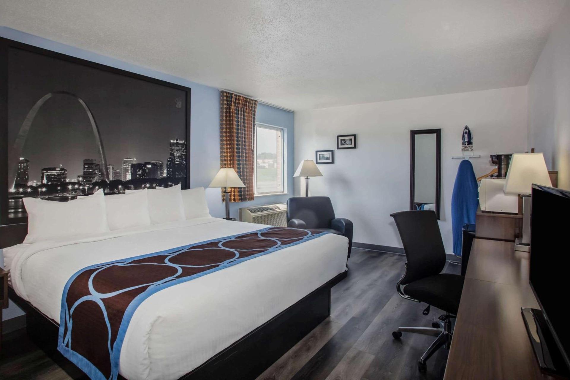 Super 8 by Wyndham Washington photo 8