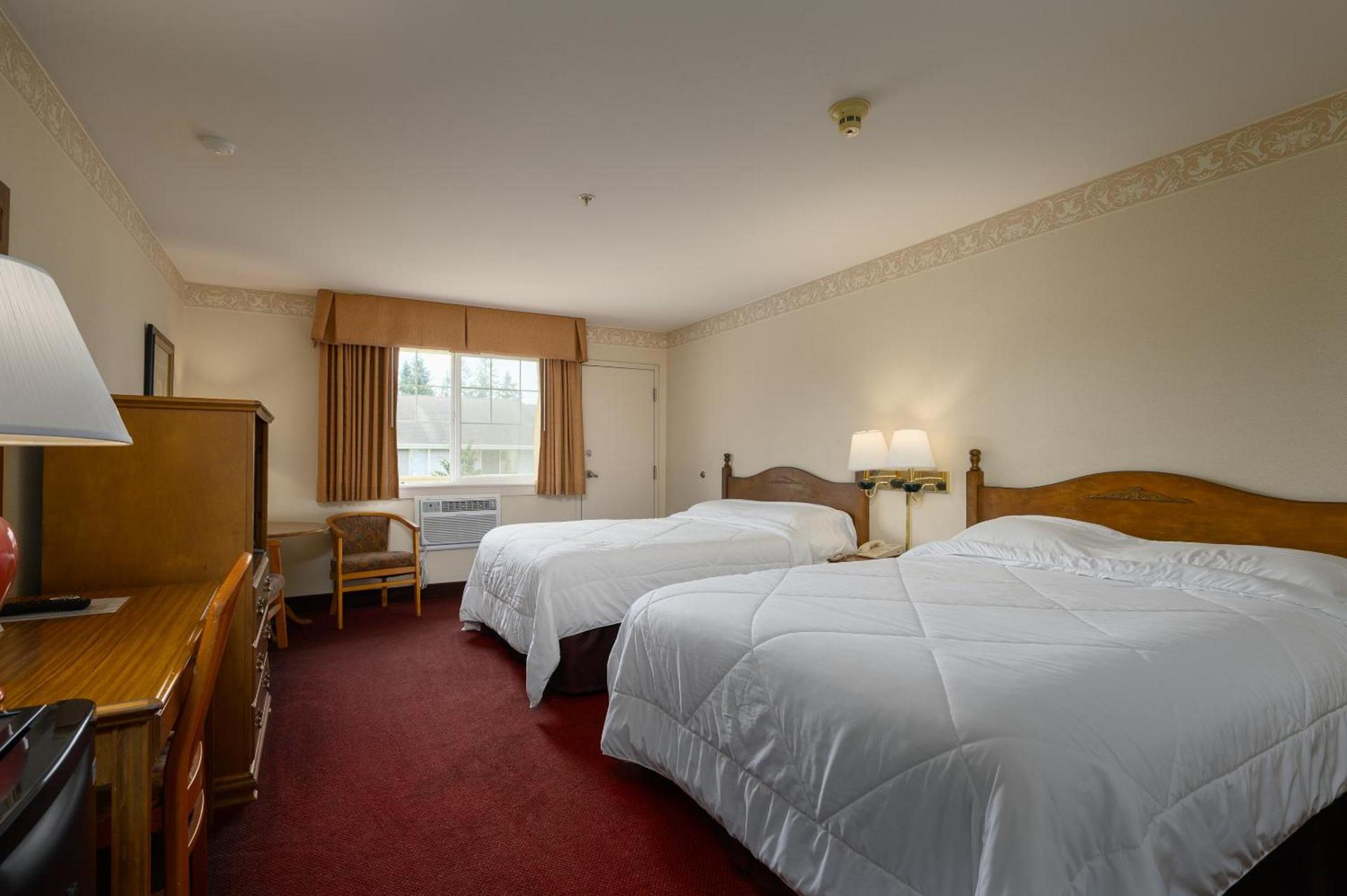 Three Rivers Inn Sedro Woolley photo 13