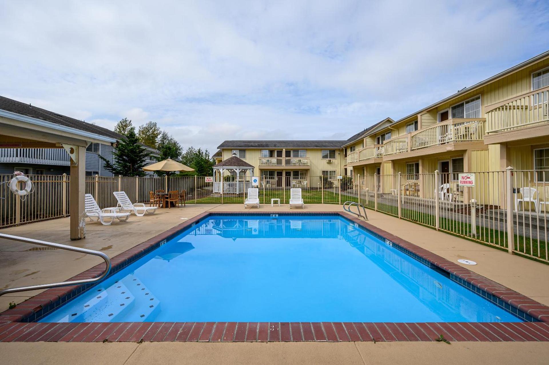 Three Rivers Inn Sedro Woolley photo 21