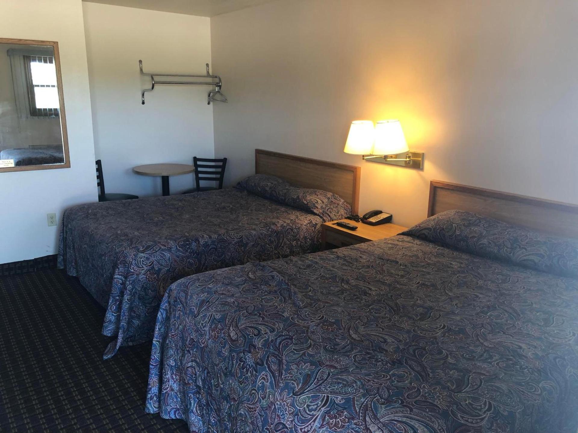 Exxon Quik Stop & Motel photo 3