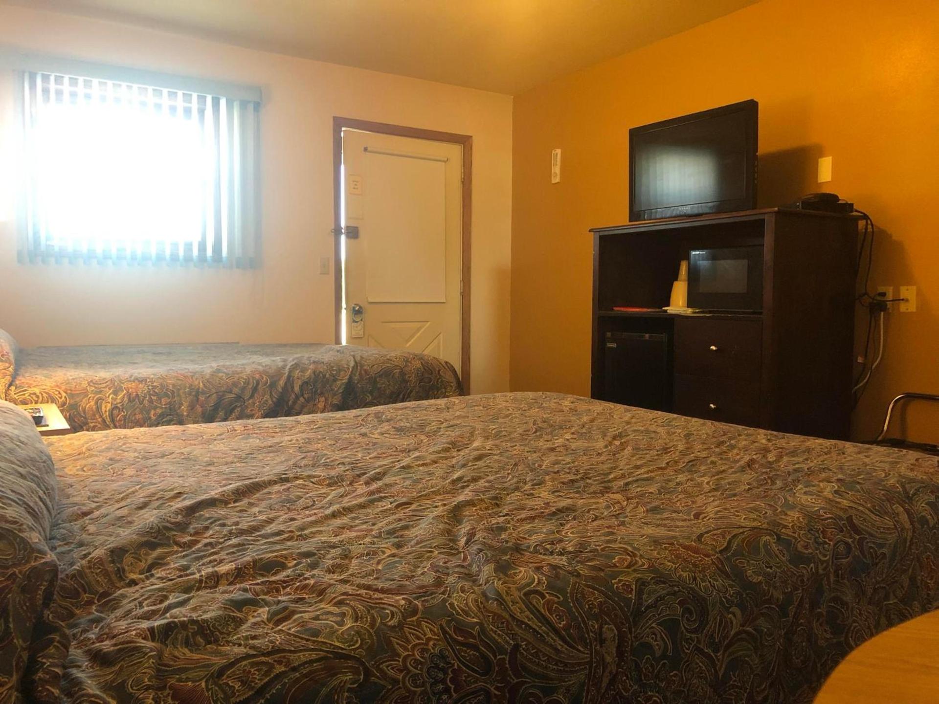 Exxon Quik Stop & Motel photo 7
