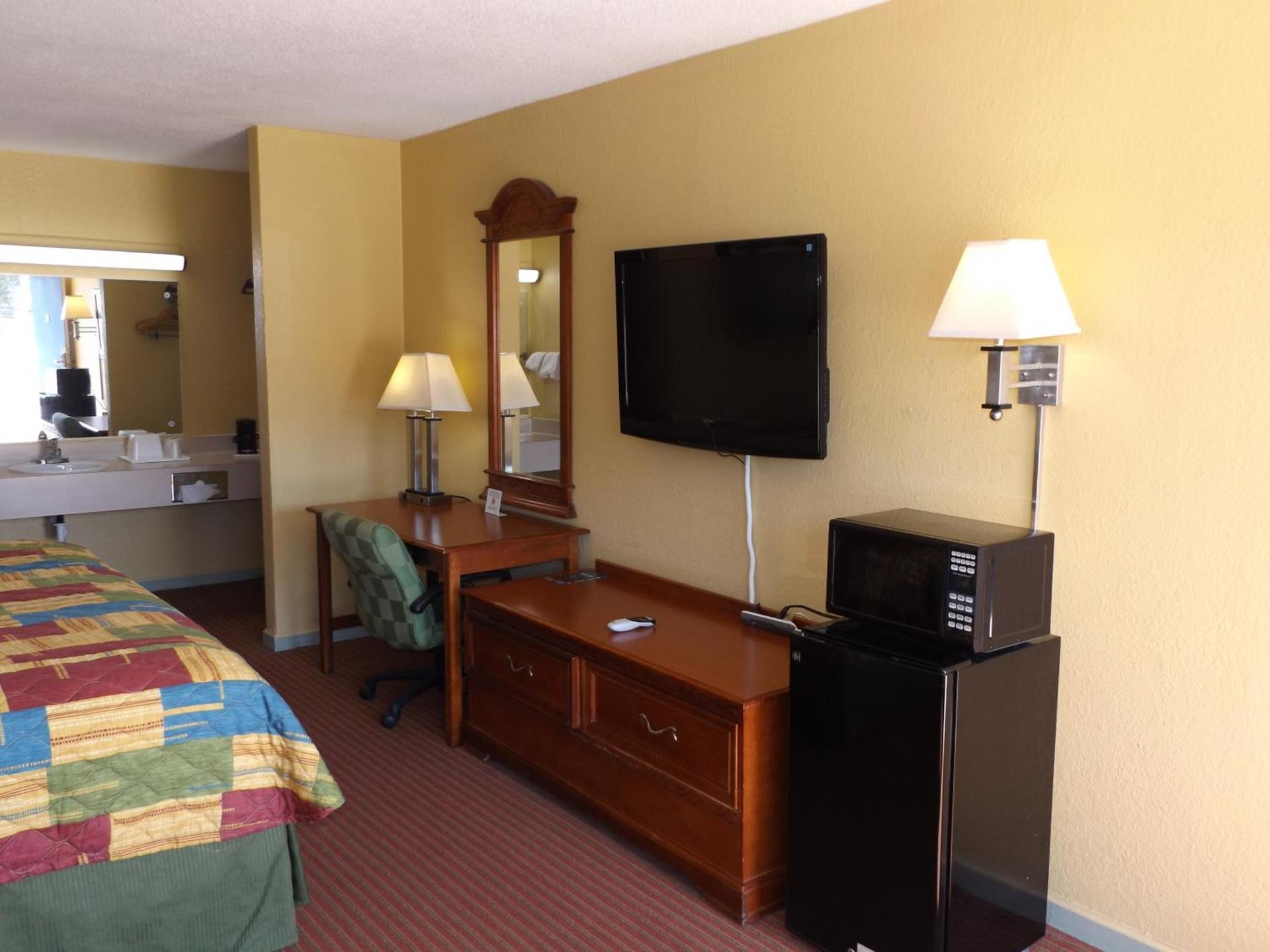 Regency Inn photo 18